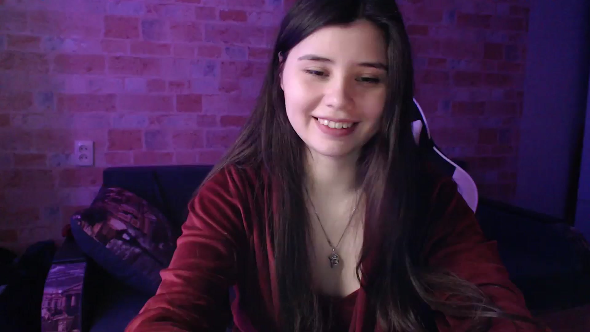 Gallery image thumbnail from Moon_light23's myfreecams stream on, 02/21/2024, 21:02 image 11 of 20
