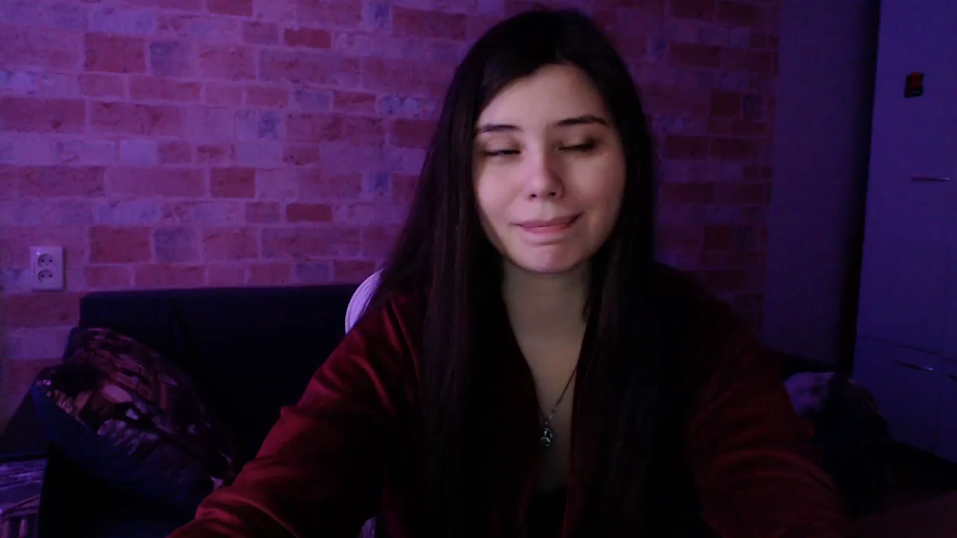 Gallery image thumbnail from Moon_light23's myfreecams stream on, 03/03/2024, 20:58 image 7 of 20