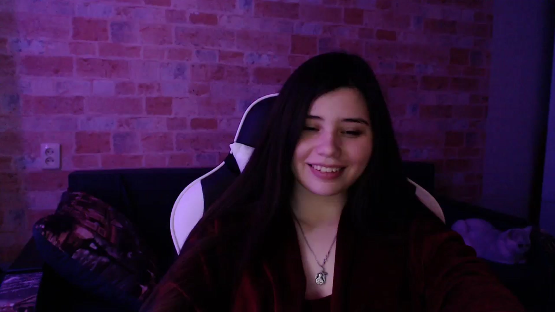 Gallery image thumbnail from Moon_light23's myfreecams stream on, 03/03/2024, 20:58 image 12 of 20