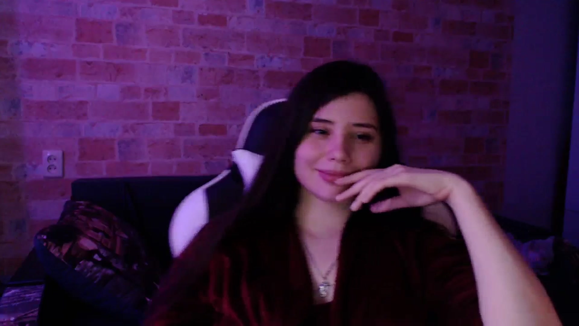 Gallery image thumbnail from Moon_light23's myfreecams stream on, 03/03/2024, 20:58 image 13 of 20