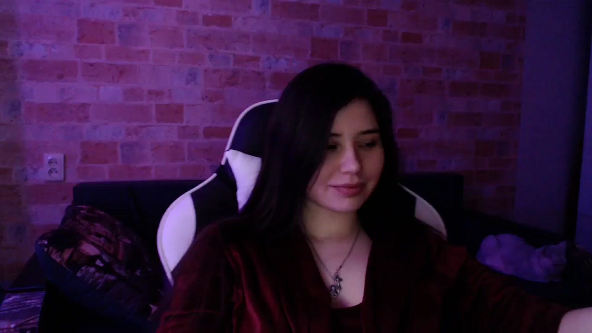 Gallery image thumbnail from Moon_light23's myfreecams stream on, 03/03/2024, 20:58 image 14 of 20