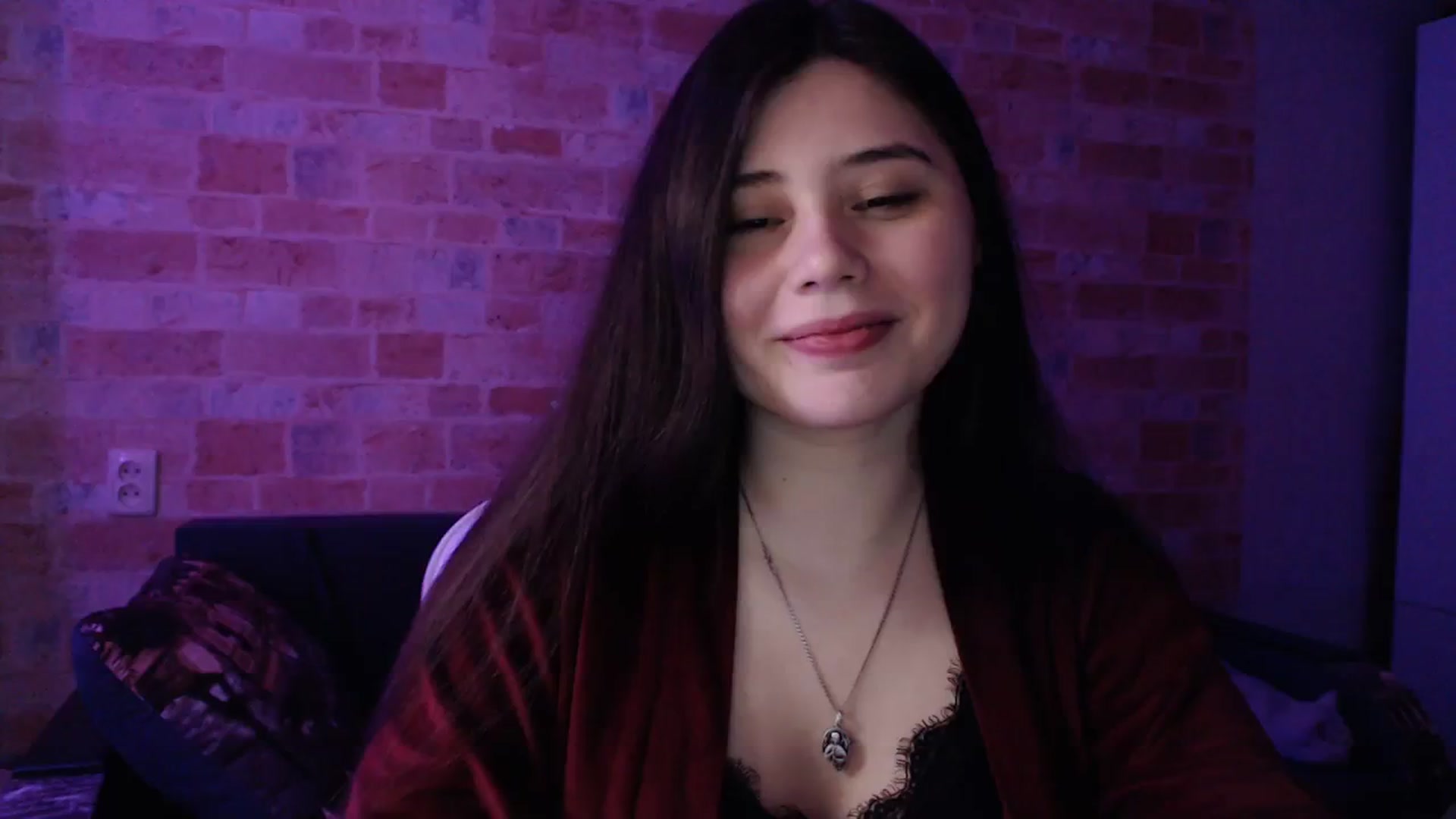 Gallery image thumbnail from Moon_light23's myfreecams stream on, 03/06/2024, 20:22 image 3 of 20