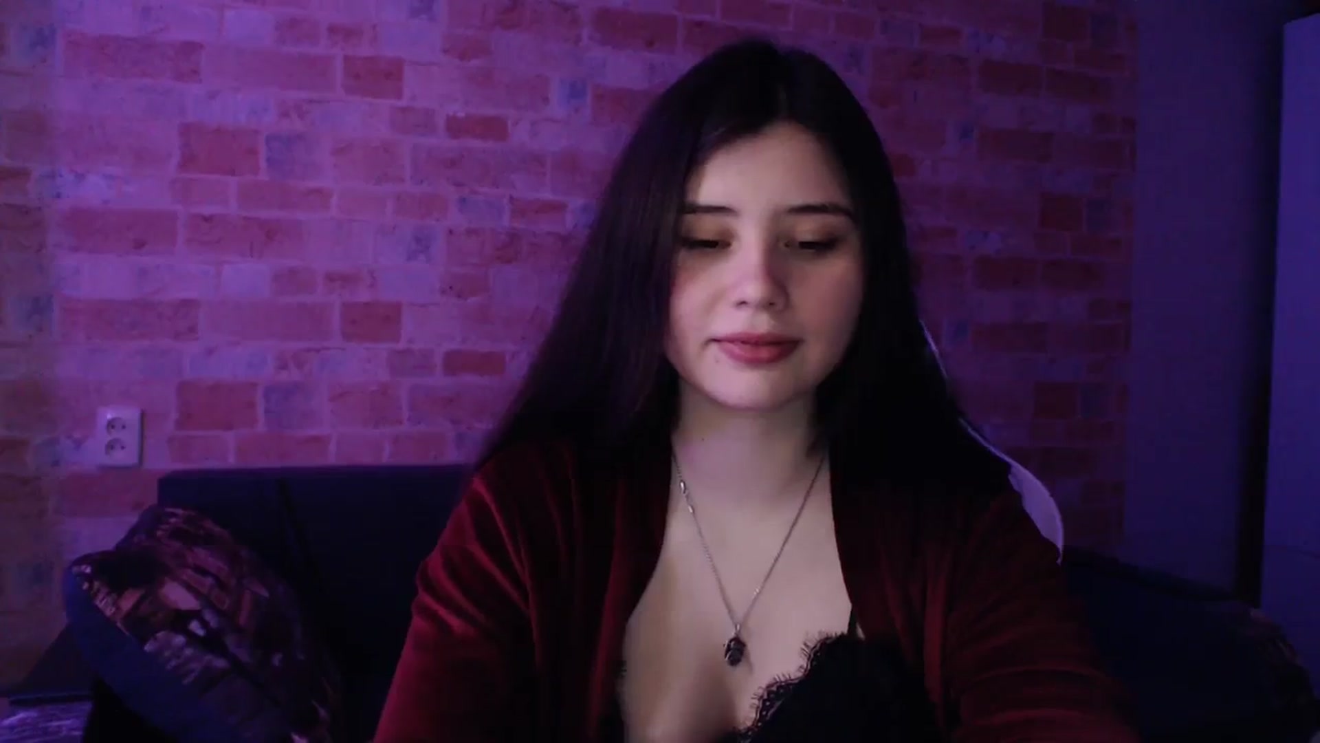Gallery image thumbnail from Moon_light23's myfreecams stream on, 03/06/2024, 20:22 image 15 of 20