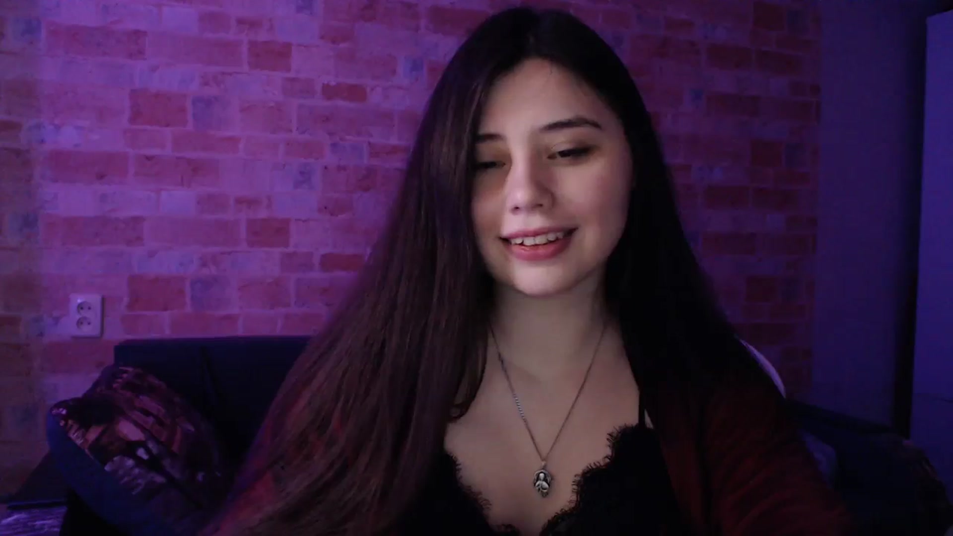 Gallery image thumbnail from Moon_light23's myfreecams stream on, 03/06/2024, 20:22 image 5 of 20