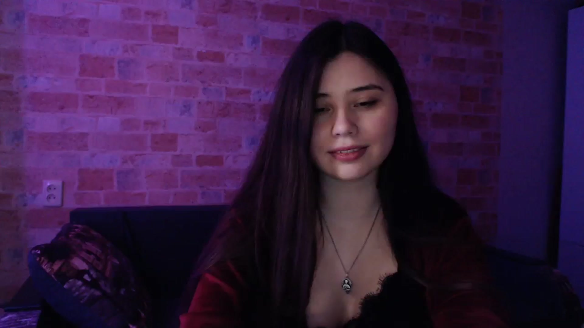 Gallery image thumbnail from Moon_light23's myfreecams stream on, 03/06/2024, 20:22 image 14 of 20
