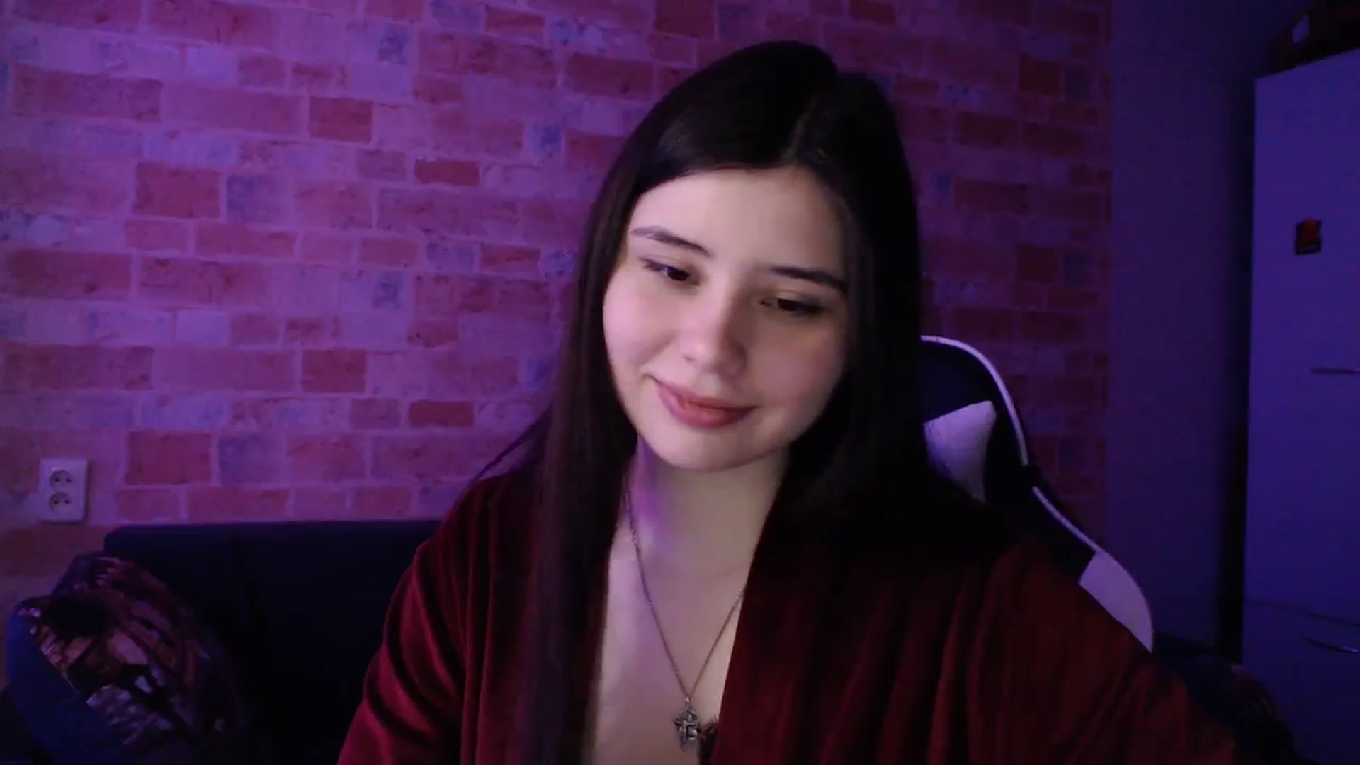 Gallery image thumbnail from Moon_light23's myfreecams stream on, 03/09/2024, 18:41 image 6 of 20