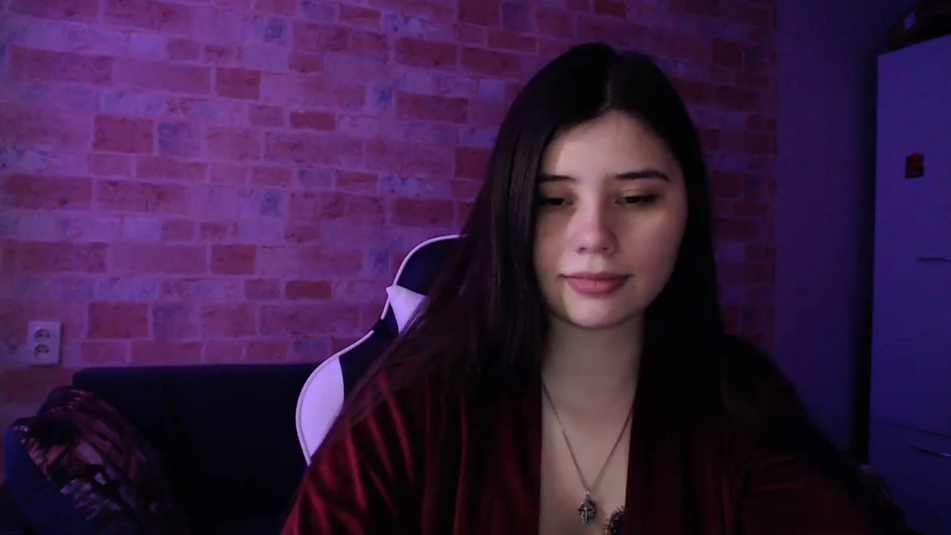Gallery image thumbnail from Moon_light23's myfreecams stream on, 03/09/2024, 18:41 image 12 of 20