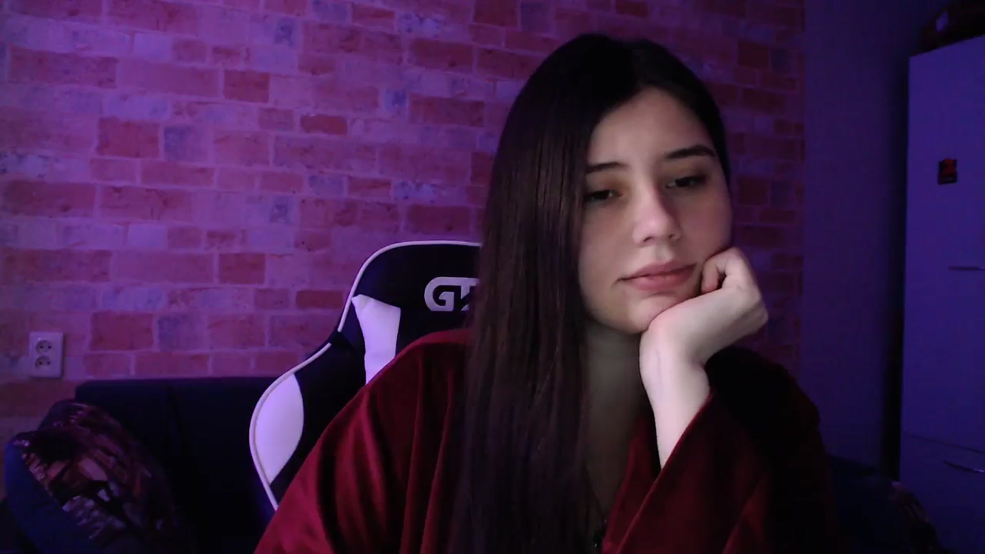 Gallery image thumbnail from Moon_light23's myfreecams stream on, 03/09/2024, 18:41 image 15 of 20