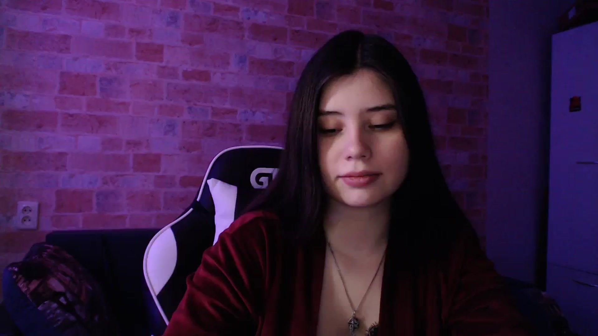 Gallery image thumbnail from Moon_light23's myfreecams stream on, 03/09/2024, 18:41 image 18 of 20