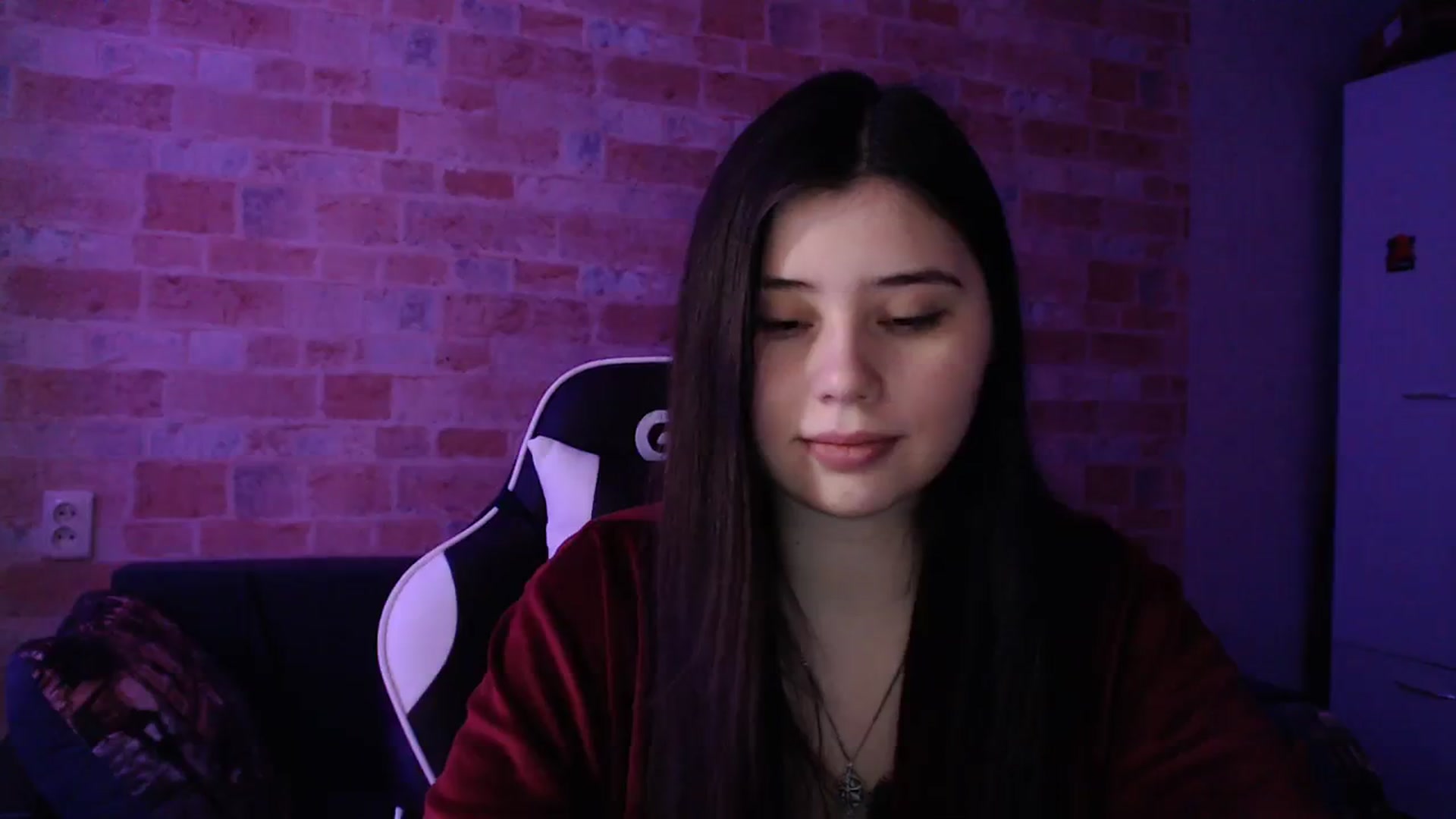 Gallery image thumbnail from Moon_light23's myfreecams stream on, 03/09/2024, 18:41 image 16 of 20