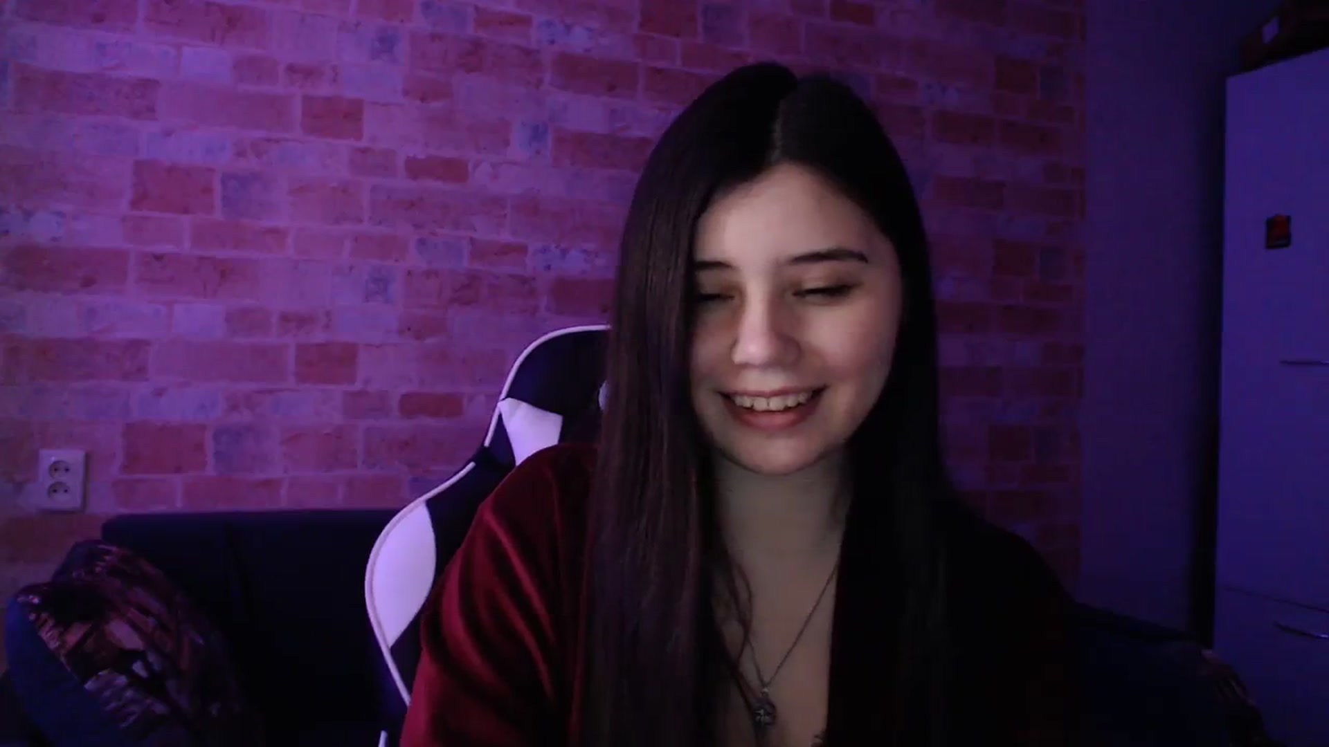 Gallery image thumbnail from Moon_light23's myfreecams stream on, 03/09/2024, 18:41 image 14 of 20