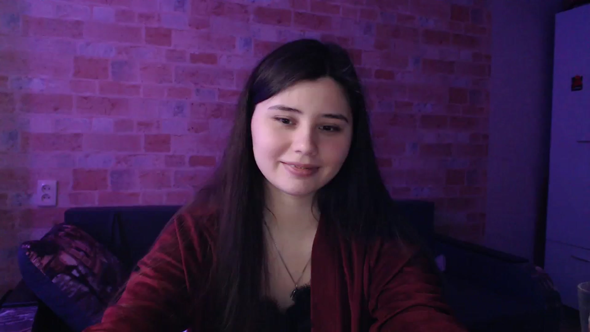 Gallery image thumbnail from Moon_light23's myfreecams stream on, 03/13/2024, 20:14 image 18 of 20