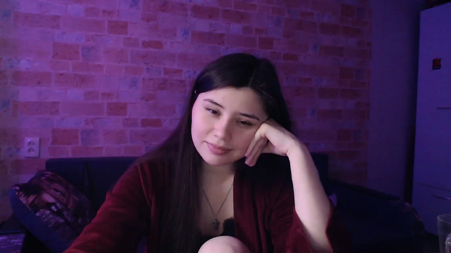 Gallery image thumbnail from Moon_light23's myfreecams stream on, 03/13/2024, 20:14 image 13 of 20