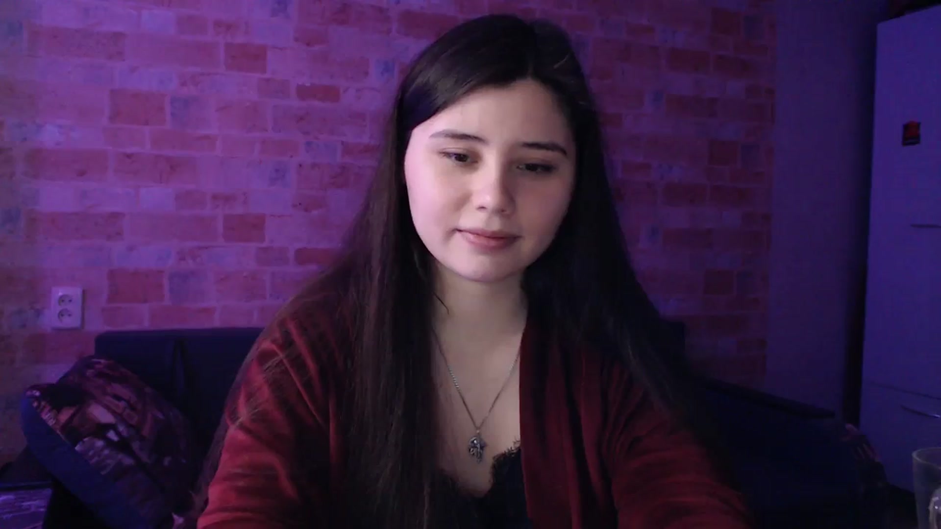 Gallery image thumbnail from Moon_light23's myfreecams stream on, 03/13/2024, 20:14 image 16 of 20
