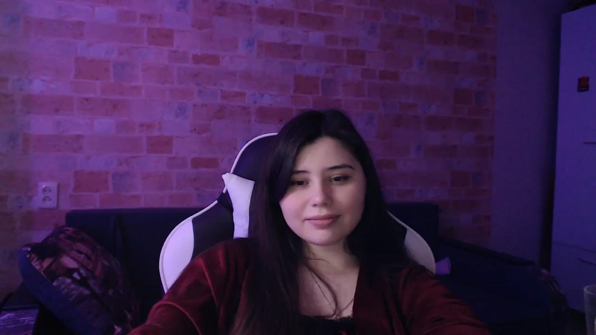 Gallery image thumbnail from Moon_light23's myfreecams stream on, 03/13/2024, 20:14 image 19 of 20