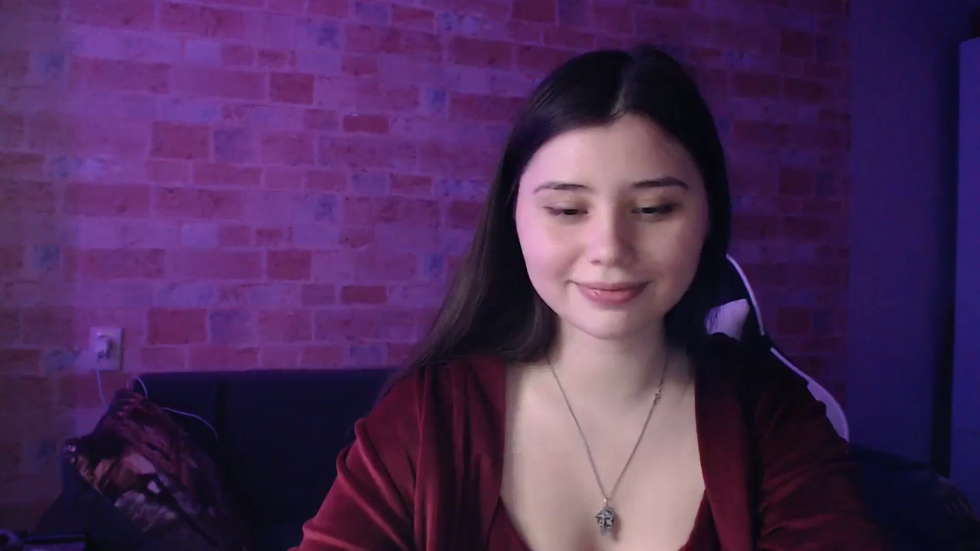 Gallery image thumbnail from Moon_light23's myfreecams stream on, 04/06/2024, 19:41 image 15 of 20