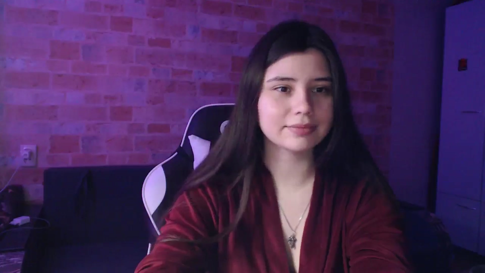 Gallery image thumbnail from Moon_light23's myfreecams stream on, 05/08/2024, 19:32 image 13 of 20