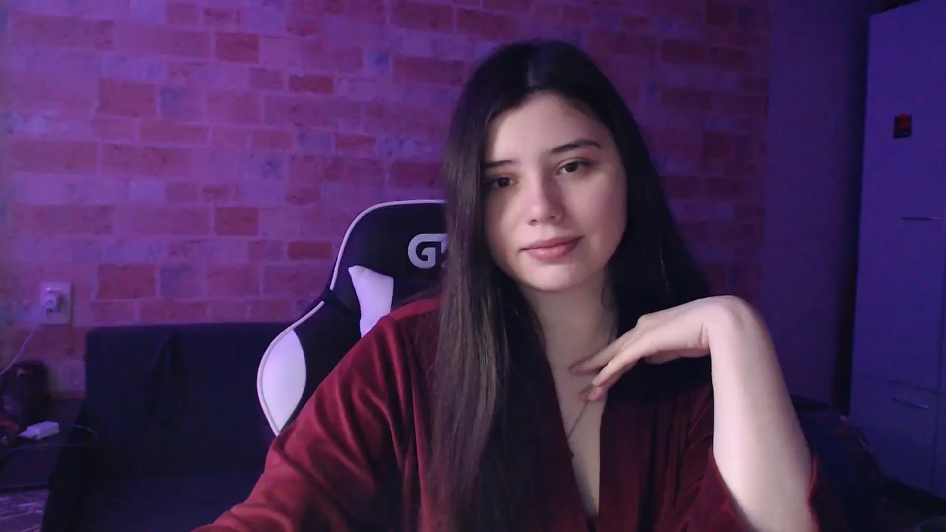 Gallery image thumbnail from Moon_light23's myfreecams stream on, 05/08/2024, 19:32 image 6 of 20