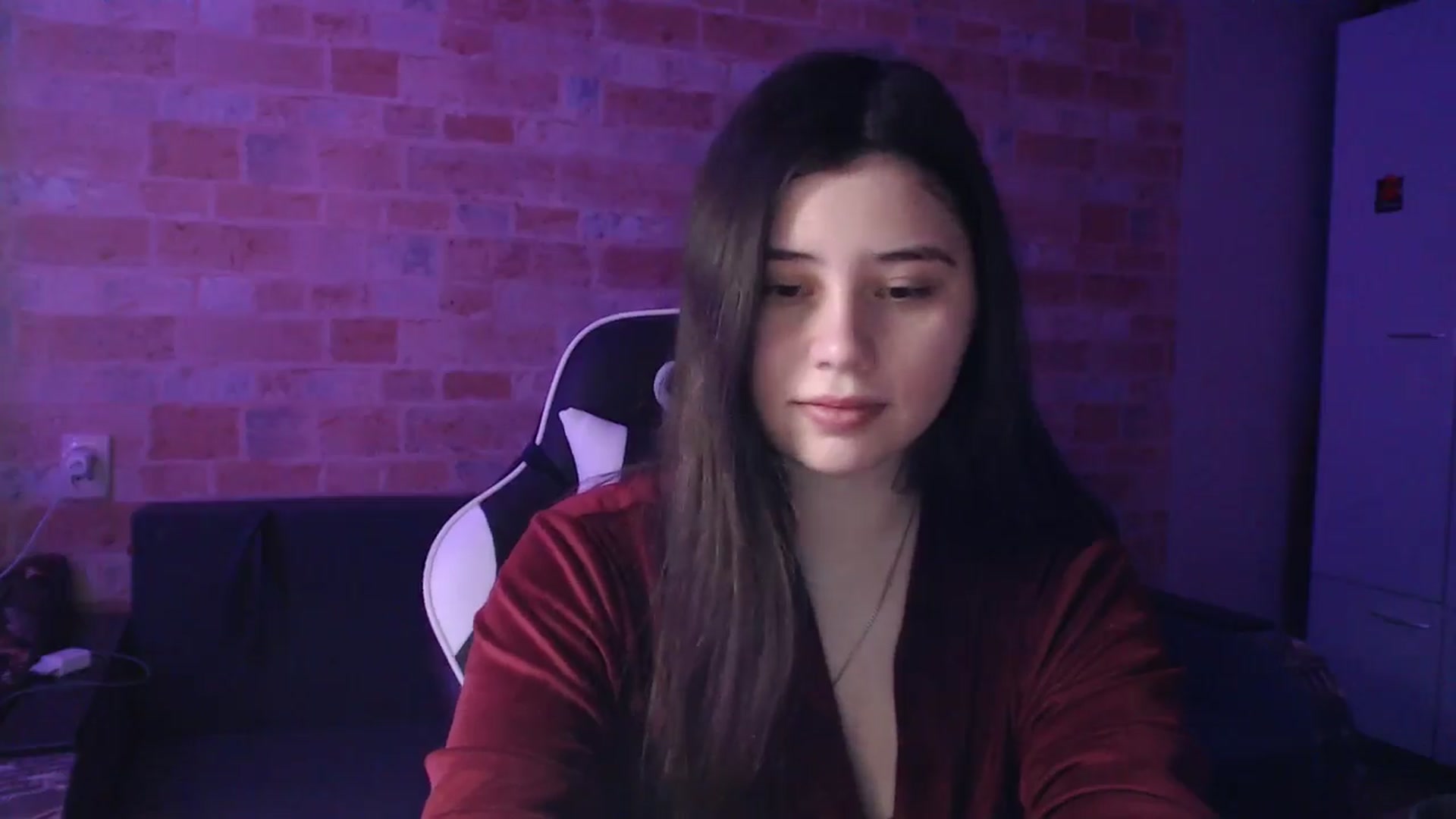 Gallery image thumbnail from Moon_light23's myfreecams stream on, 05/08/2024, 19:32 image 5 of 20