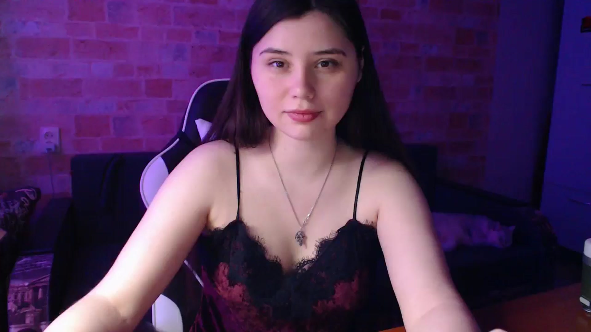 Gallery image thumbnail from Moon_light23's myfreecams stream on, 05/25/2024, 19:14 image 1 of 20