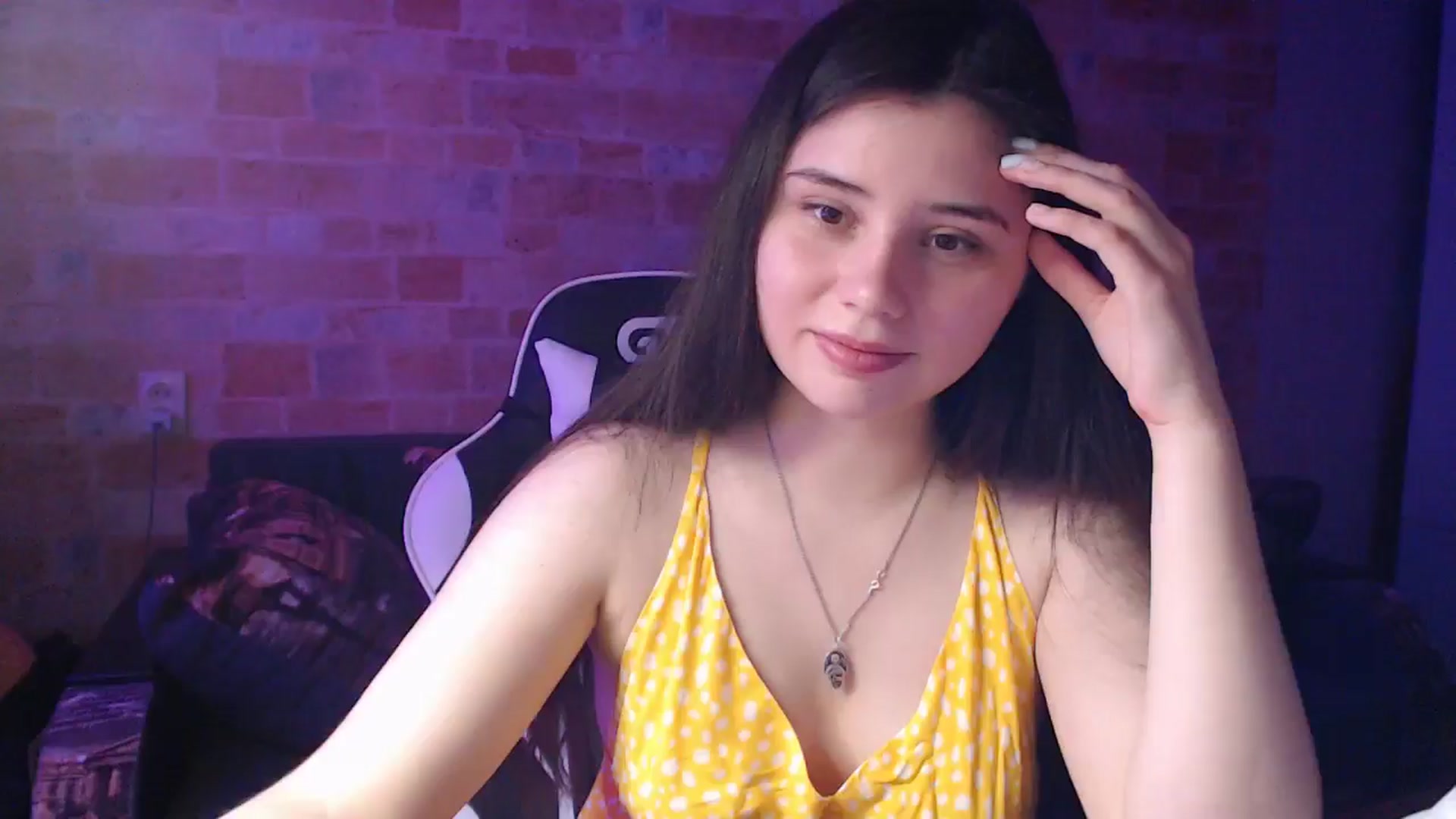 Gallery image thumbnail from Moon_light23's myfreecams stream on, 06/09/2024, 18:17 image 10 of 20