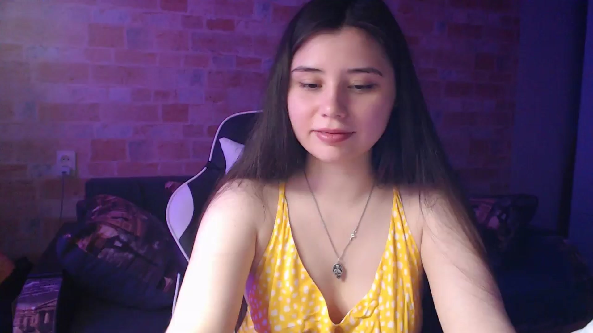 Gallery image thumbnail from Moon_light23's myfreecams stream on, 06/09/2024, 18:17 image 11 of 20
