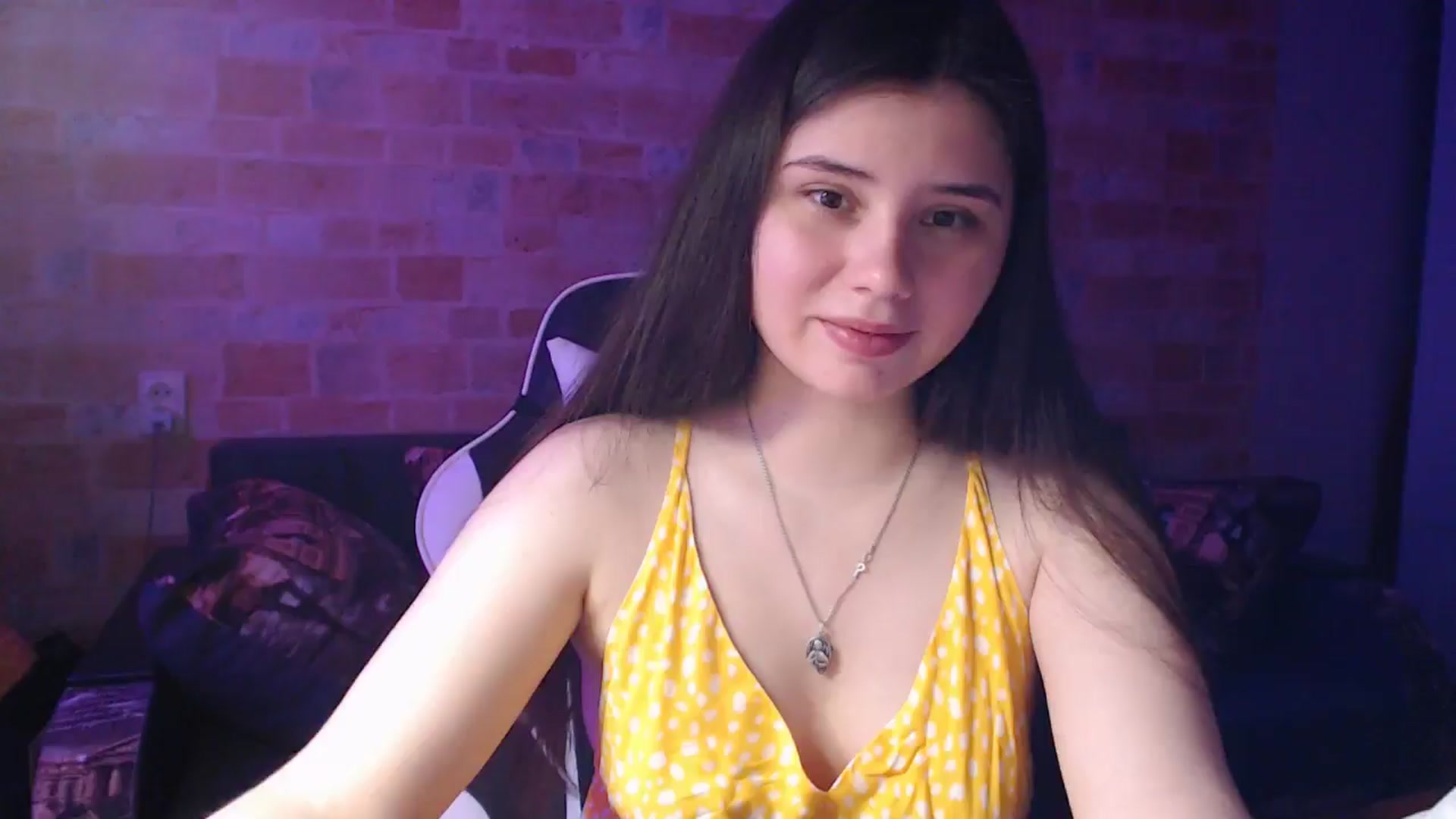 Gallery image thumbnail from Moon_light23's myfreecams stream on, 06/09/2024, 18:17 image 8 of 20