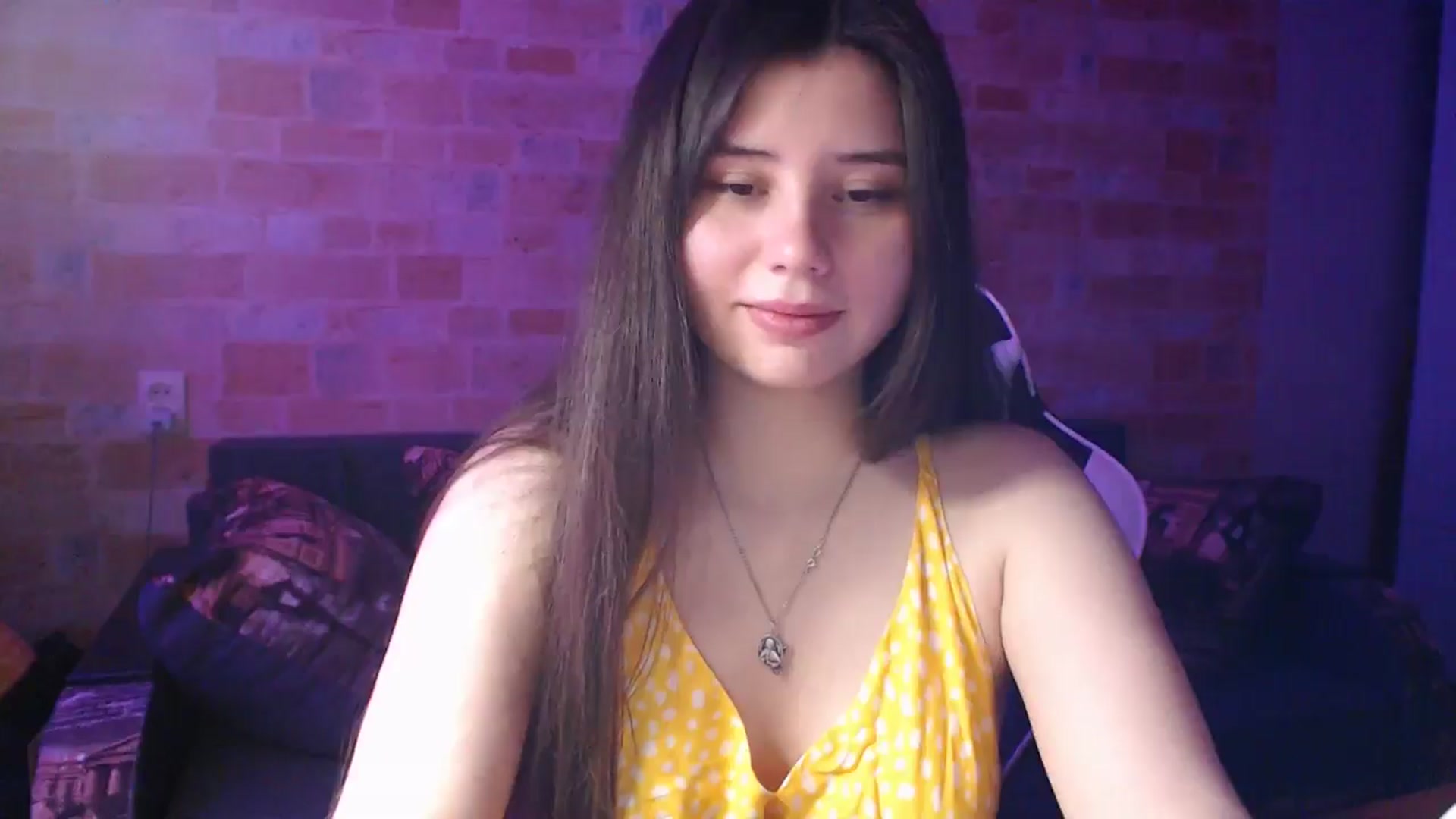 Gallery image thumbnail from Moon_light23's myfreecams stream on, 06/09/2024, 19:08 image 12 of 20