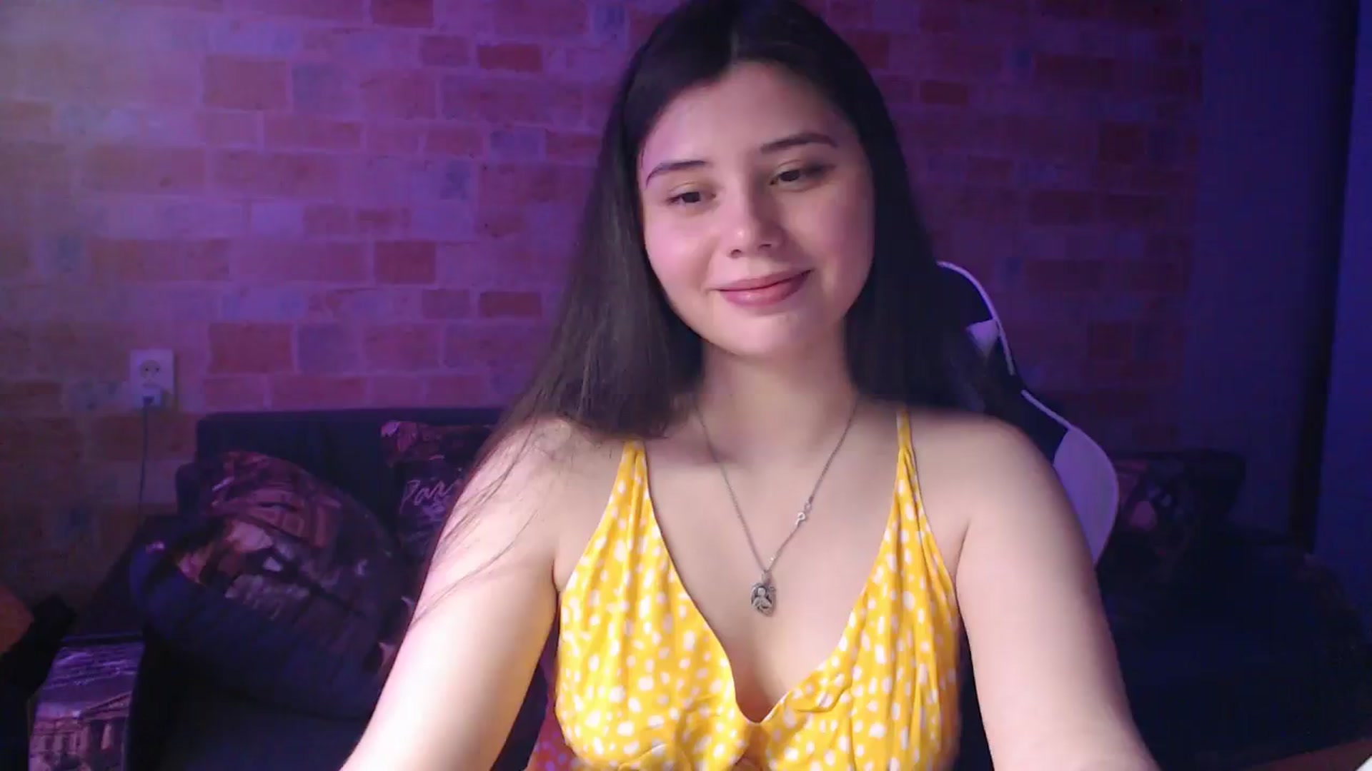 Gallery image thumbnail from Moon_light23's myfreecams stream on, 06/09/2024, 19:08 image 14 of 20