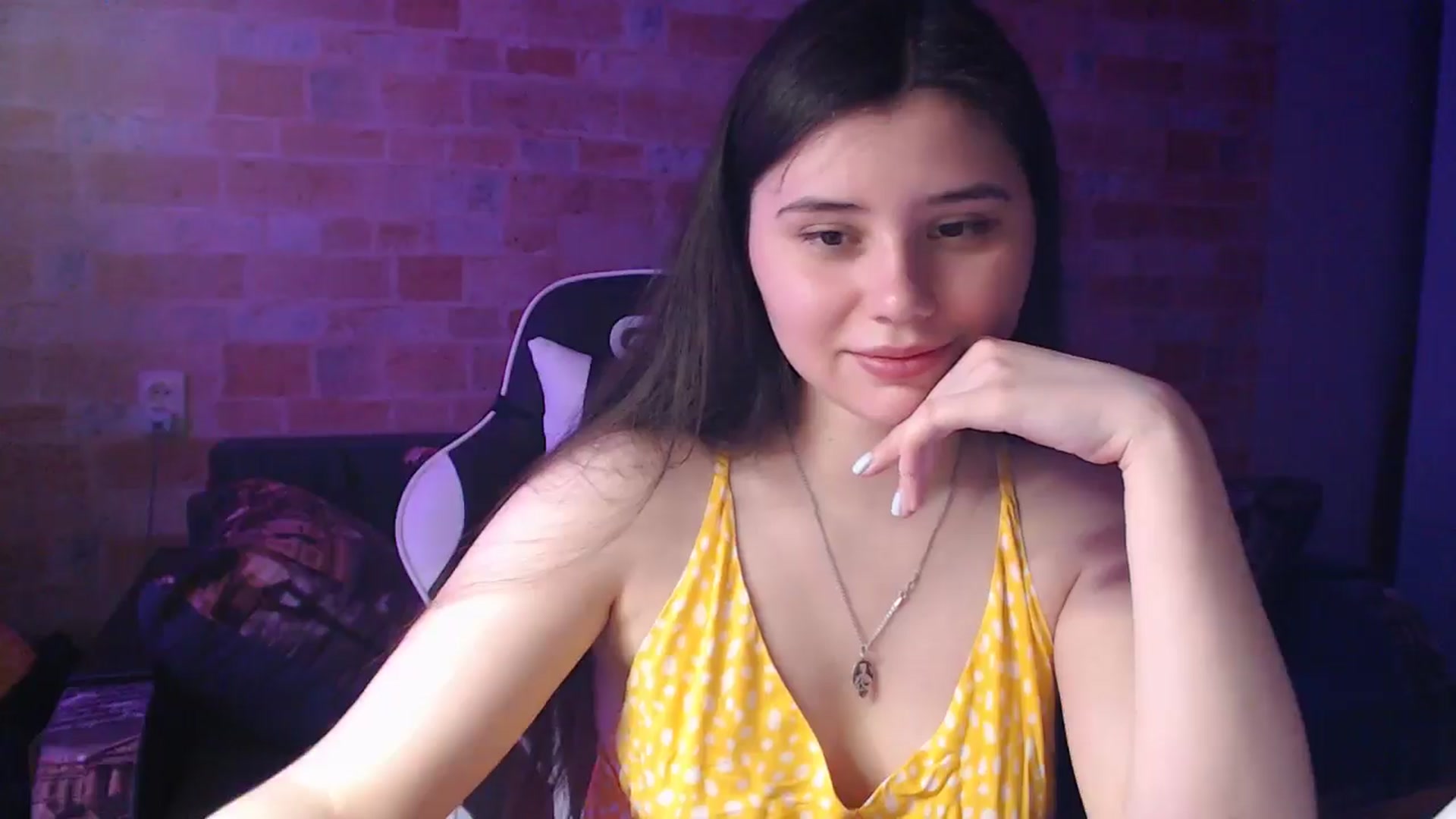 Gallery image thumbnail from Moon_light23's myfreecams stream on, 06/09/2024, 19:08 image 5 of 20