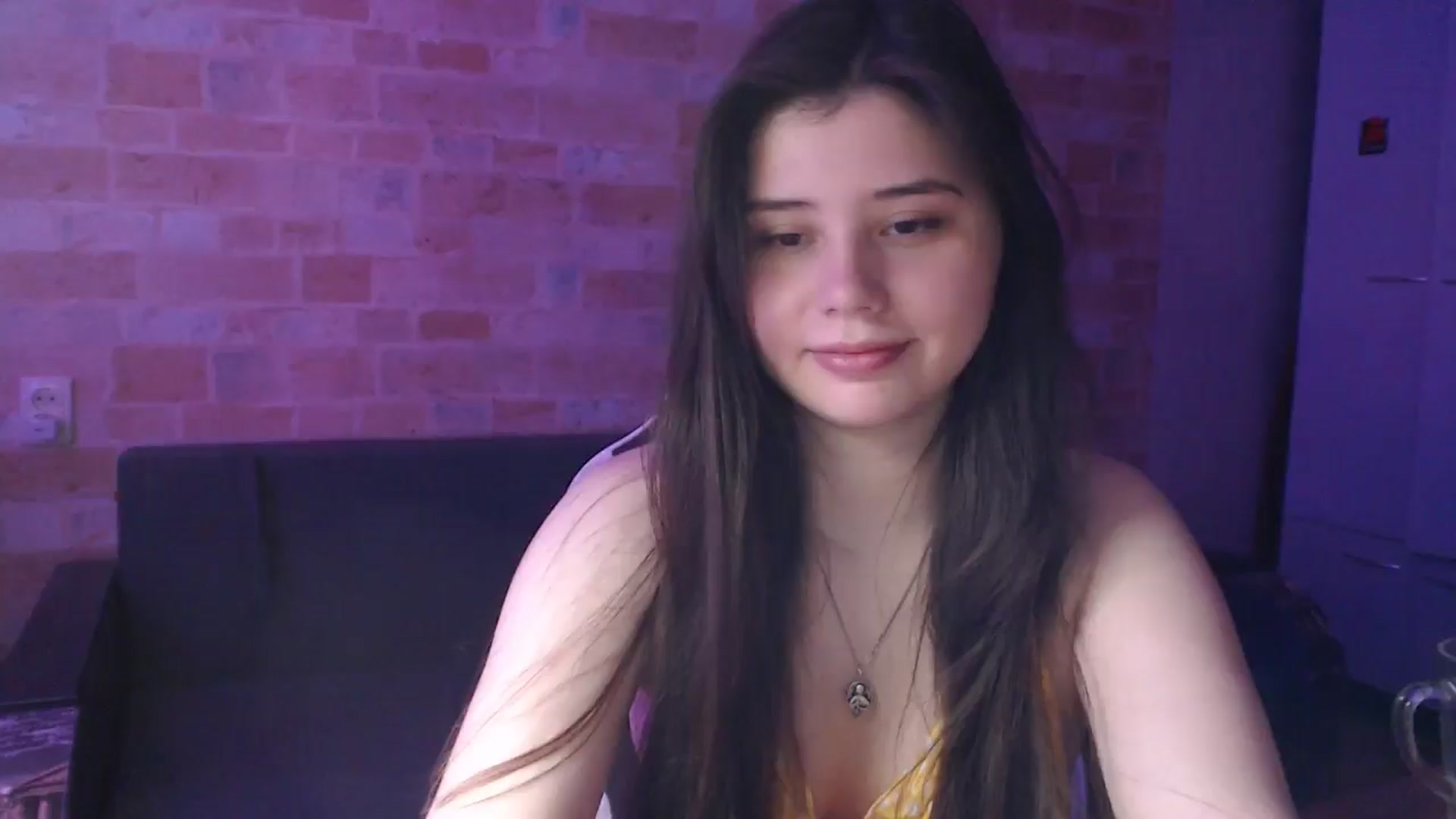 Gallery image thumbnail from Moon_light23's myfreecams stream on, 06/15/2024, 18:18 image 11 of 20