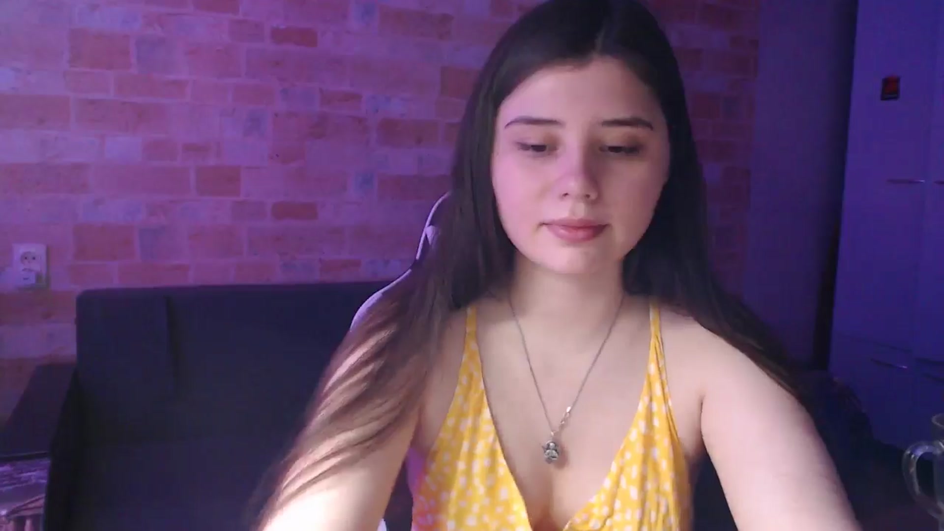 Gallery image thumbnail from Moon_light23's myfreecams stream on, 06/15/2024, 18:18 image 2 of 20