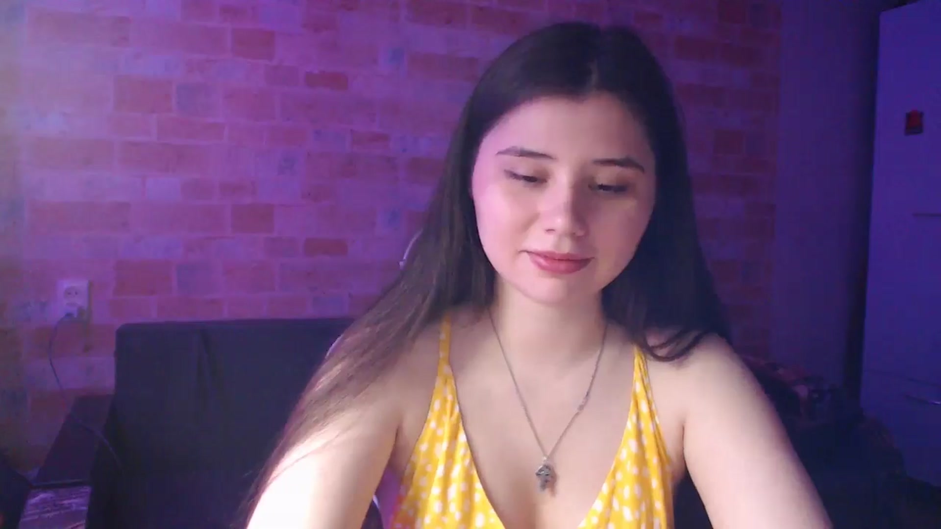 Gallery image thumbnail from Moon_light23's myfreecams stream on, 06/17/2024, 18:57 image 7 of 20