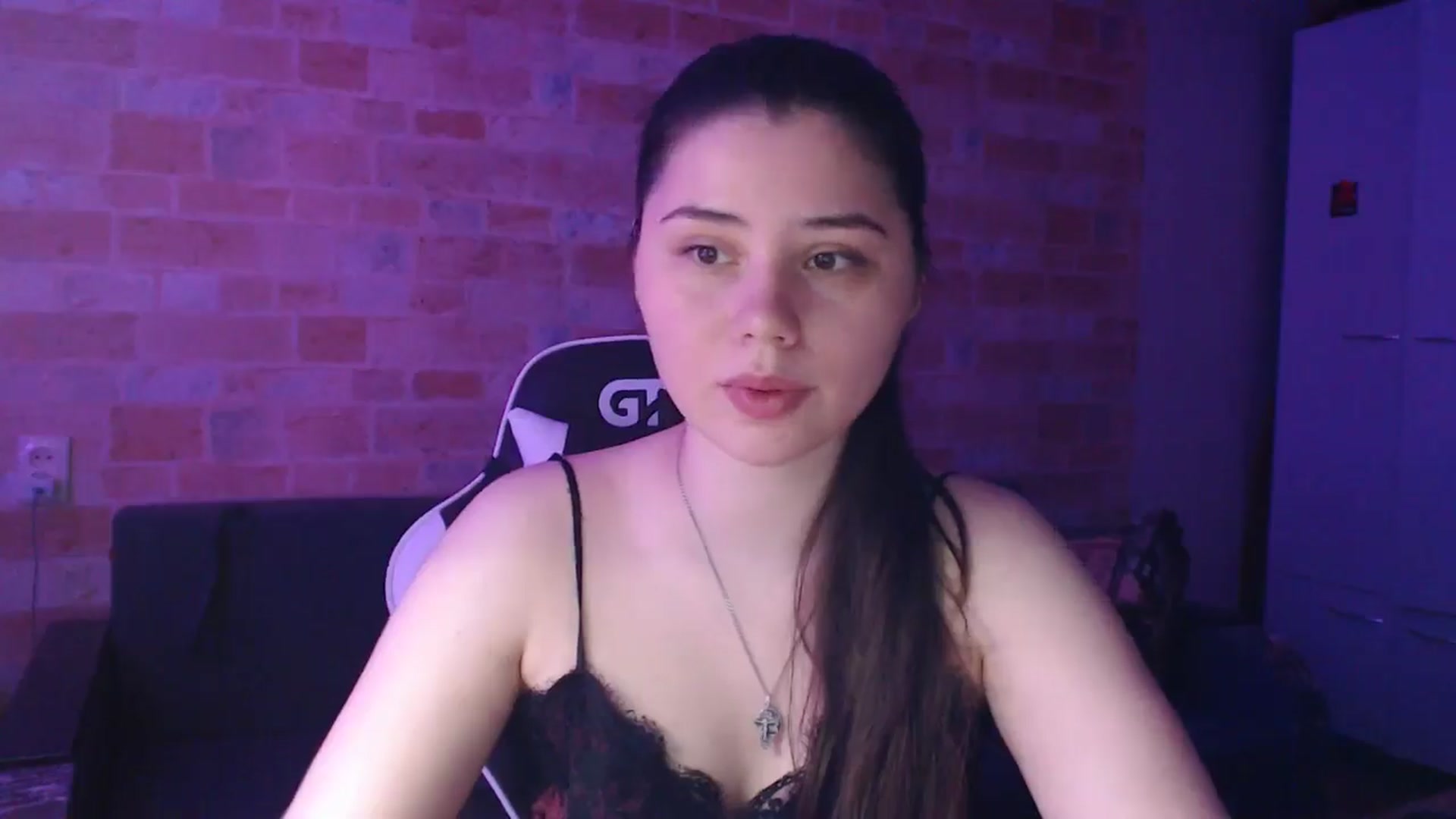 Gallery image thumbnail from Moon_light23's myfreecams stream on, 06/23/2024, 18:41 image 9 of 20