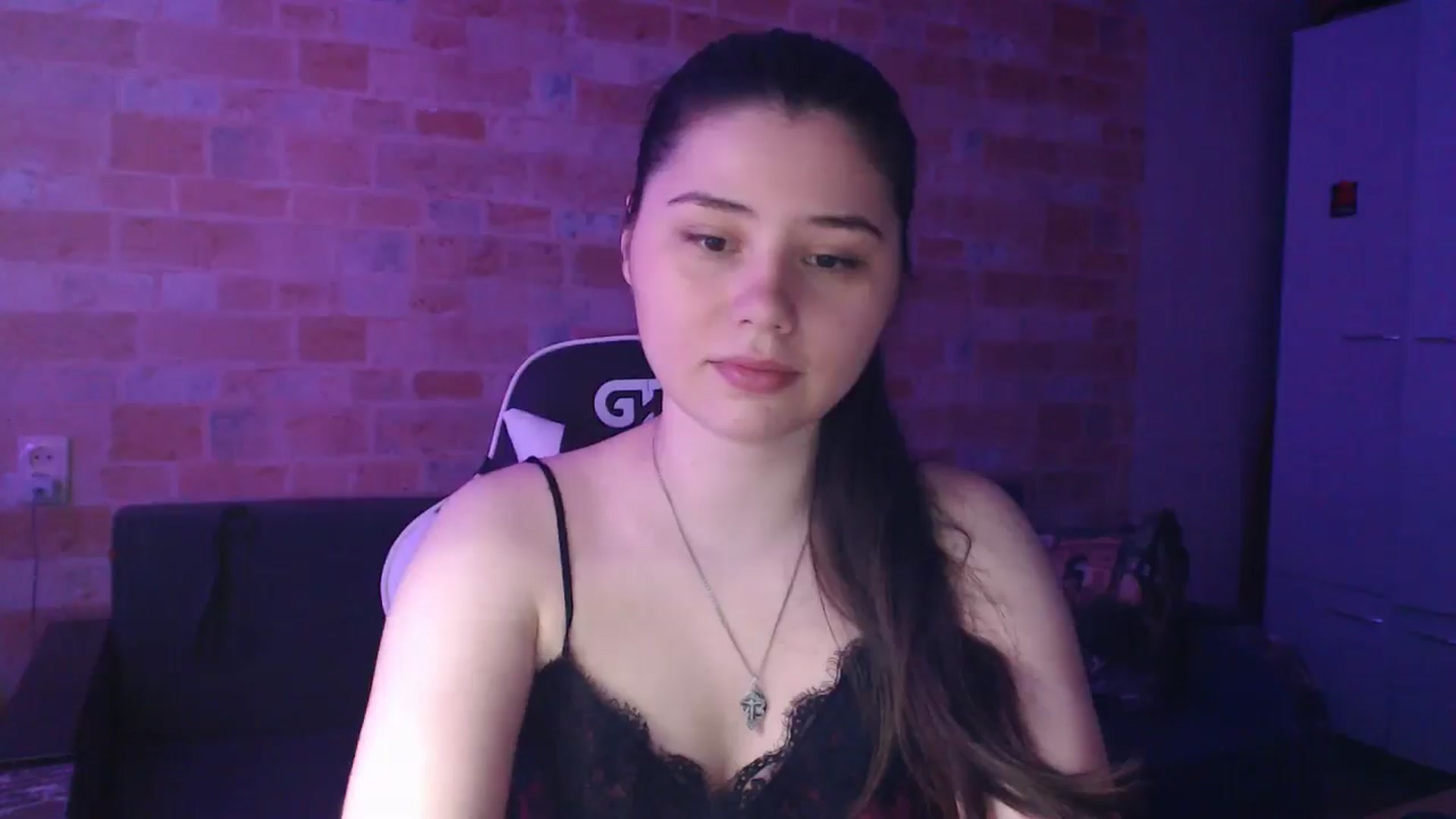 Gallery image thumbnail from Moon_light23's myfreecams stream on, 06/23/2024, 18:41 image 5 of 20