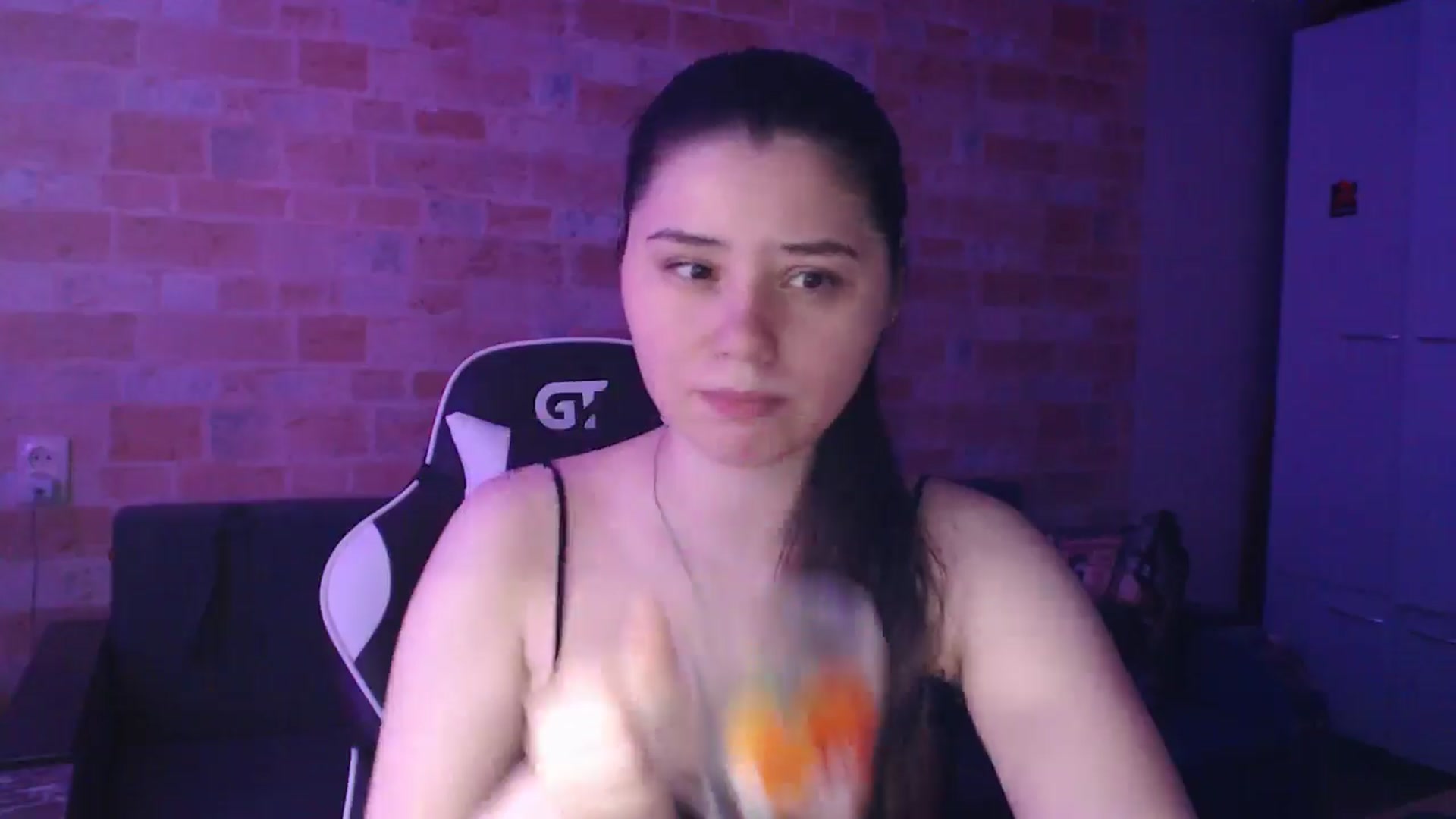 Gallery image thumbnail from Moon_light23's myfreecams stream on, 06/23/2024, 18:41 image 12 of 20