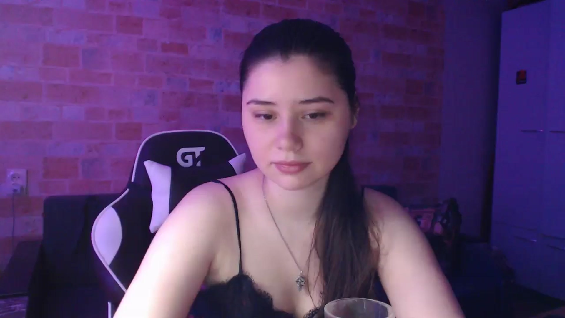 Gallery image thumbnail from Moon_light23's myfreecams stream on, 06/23/2024, 18:41 image 11 of 20