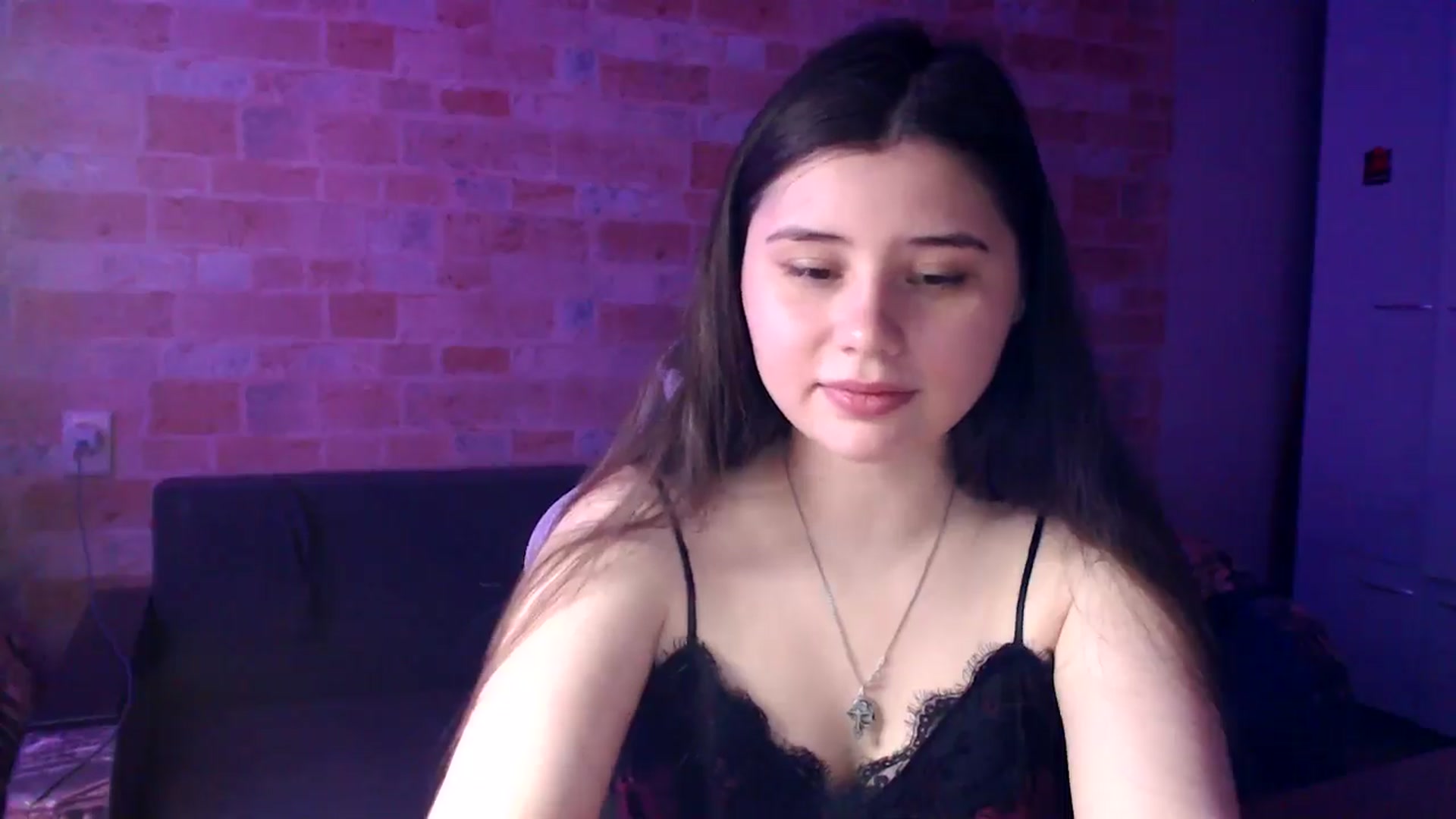 Gallery image thumbnail from Moon_light23's myfreecams stream on, 06/26/2024, 19:07 image 7 of 20