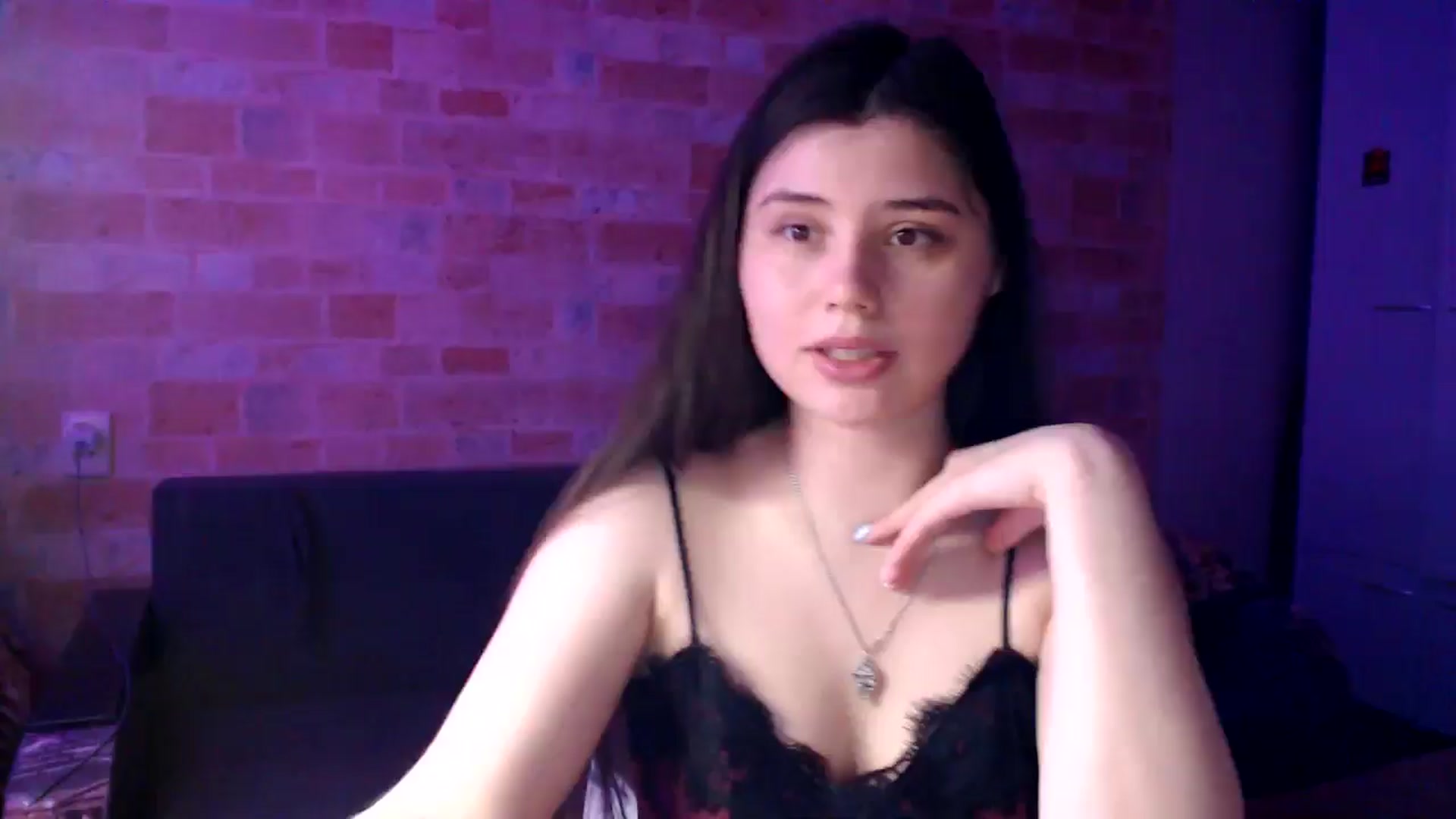 Gallery image thumbnail from Moon_light23's myfreecams stream on, 06/26/2024, 19:07 image 17 of 20