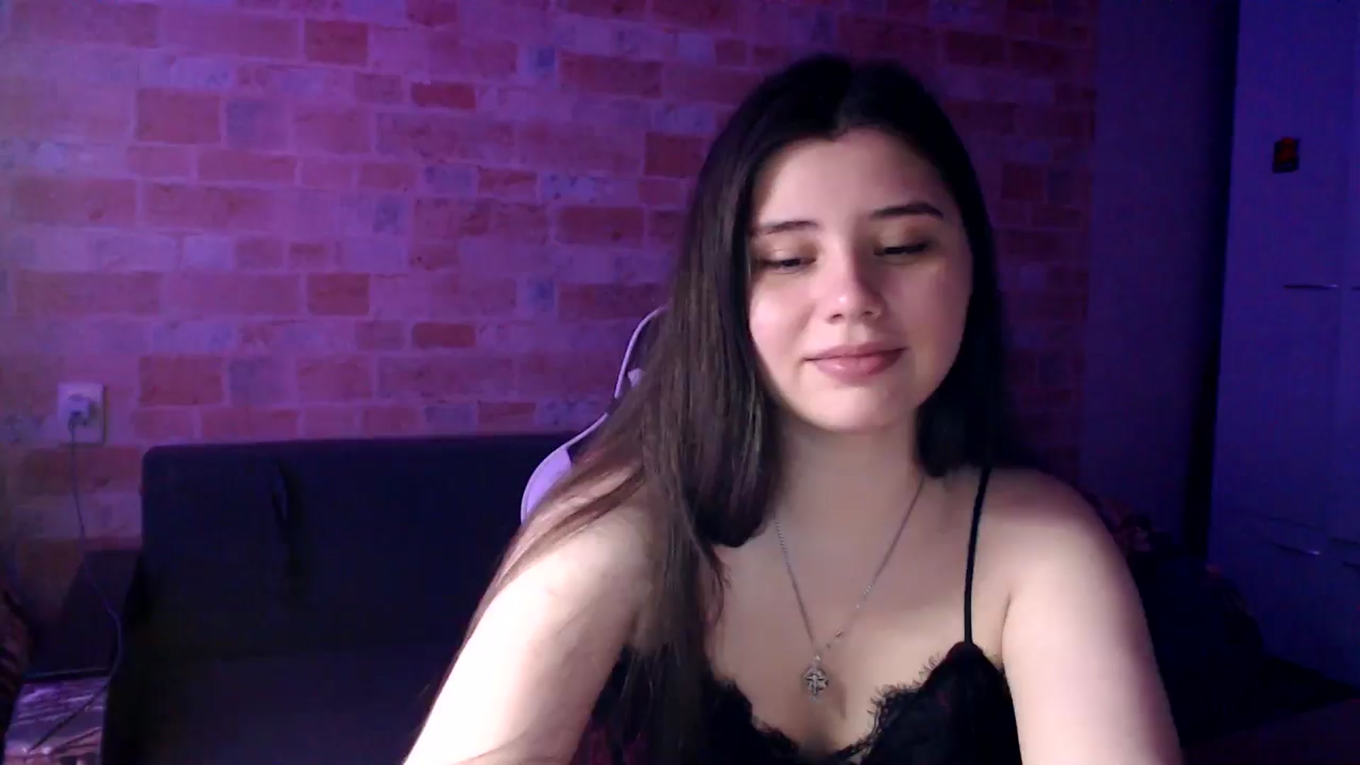 Gallery image thumbnail from Moon_light23's myfreecams stream on, 06/26/2024, 19:42 image 12 of 20