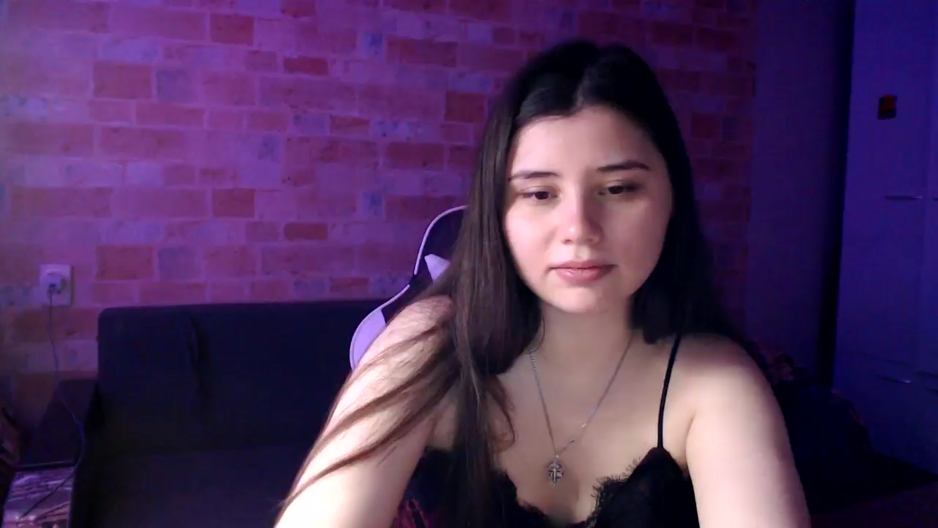 Gallery image thumbnail from Moon_light23's myfreecams stream on, 06/26/2024, 19:42 image 17 of 20