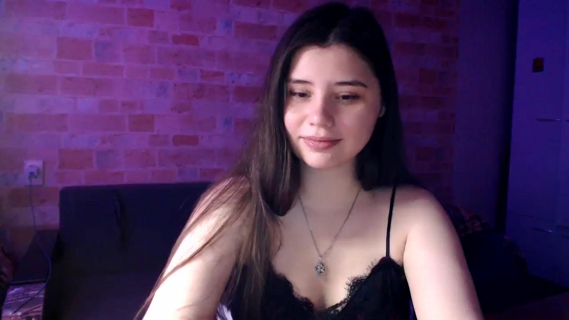 Gallery image thumbnail from Moon_light23's myfreecams stream on, 06/26/2024, 19:42 image 13 of 20