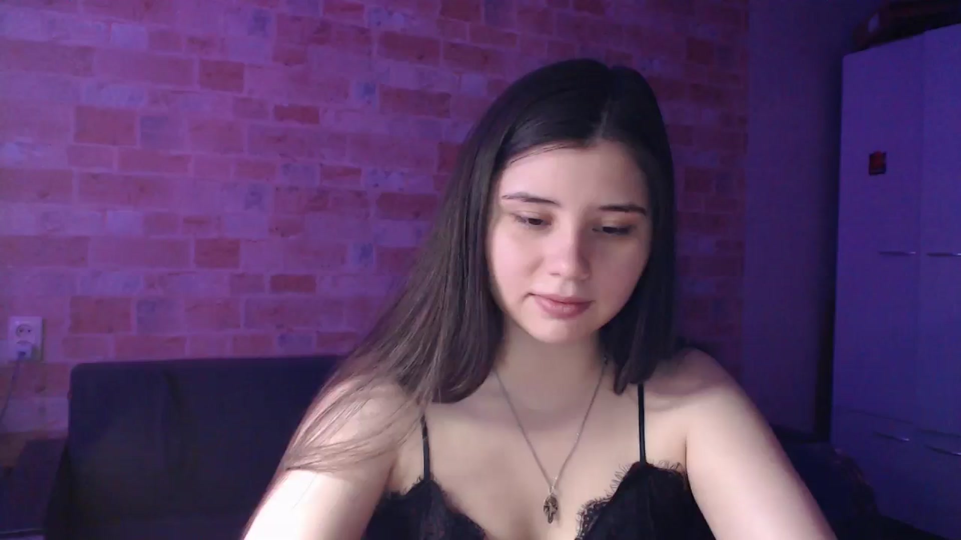 Gallery image thumbnail from Moon_light23's myfreecams stream on, 06/27/2024, 18:58 image 5 of 20