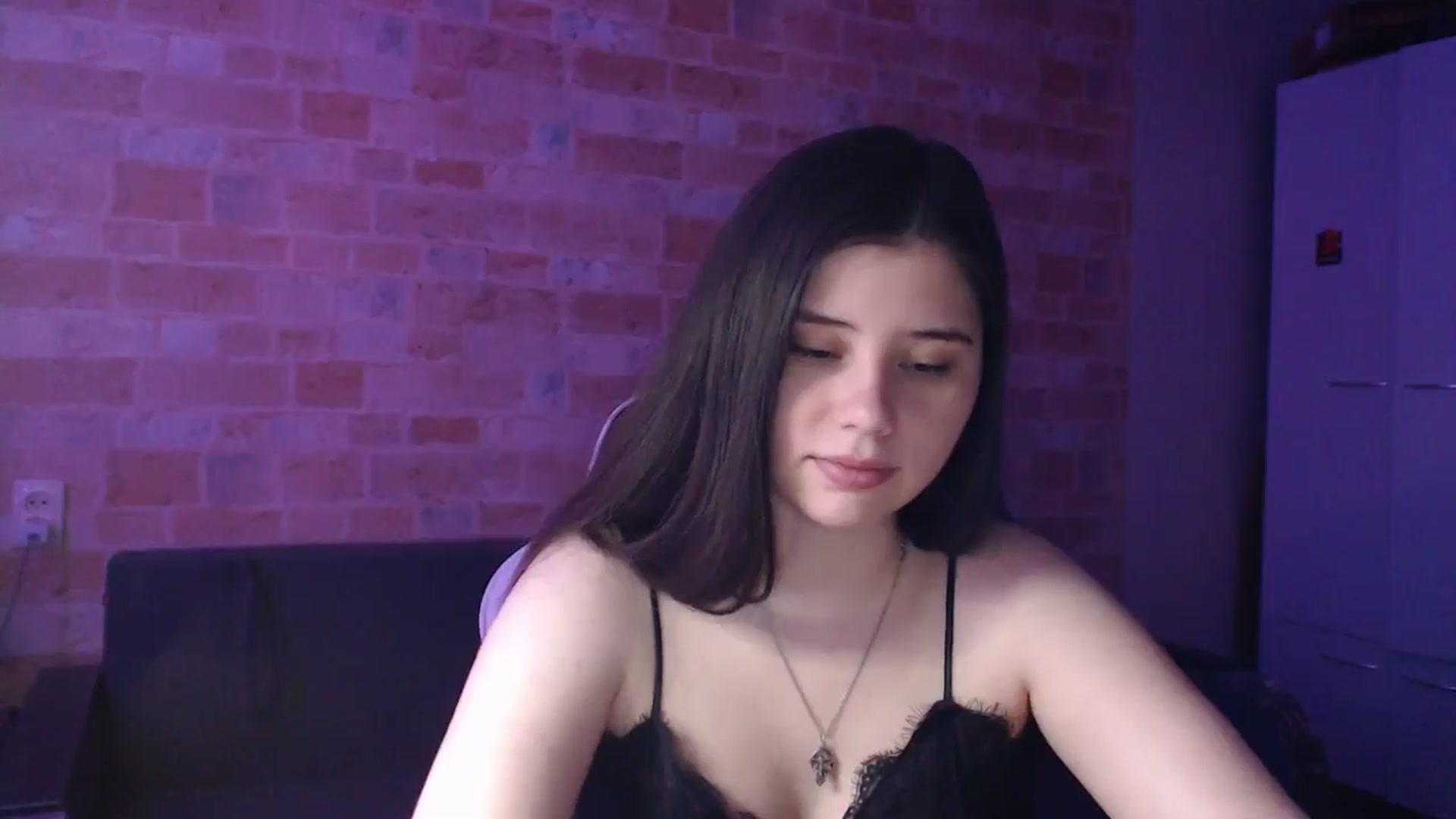 Gallery image thumbnail from Moon_light23's myfreecams stream on, 06/27/2024, 18:58 image 2 of 20