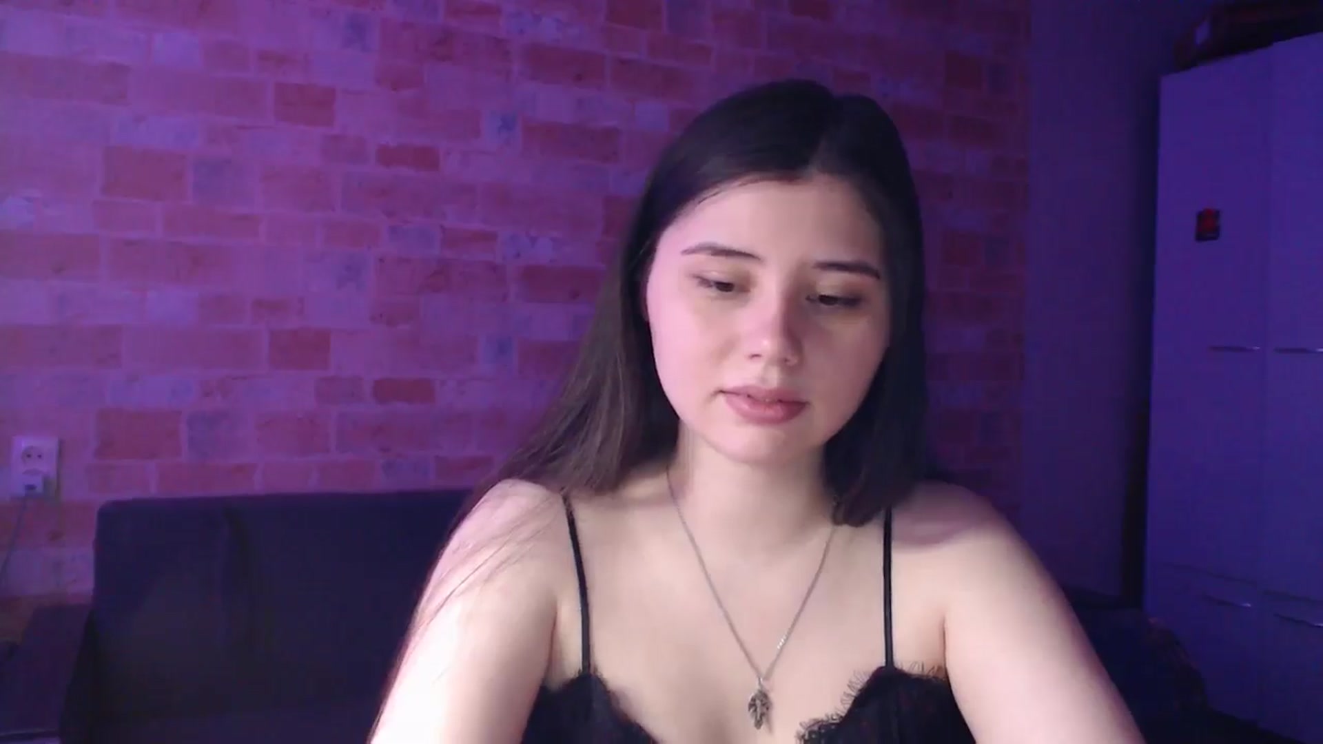 Gallery image thumbnail from Moon_light23's myfreecams stream on, 06/27/2024, 18:58 image 10 of 20