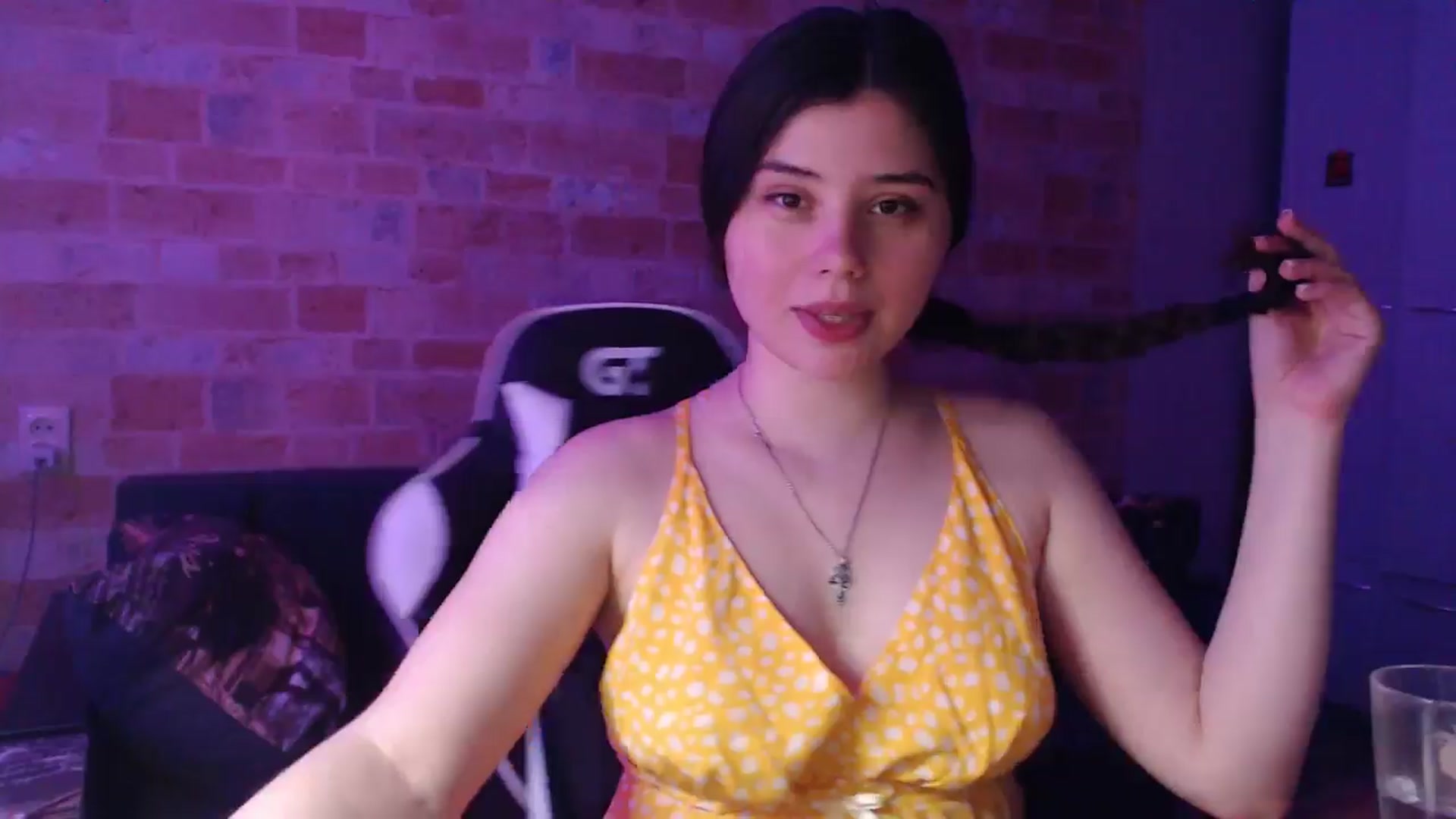 Gallery image thumbnail from Moon_light23's myfreecams stream on, 06/30/2024, 18:29 image 19 of 20