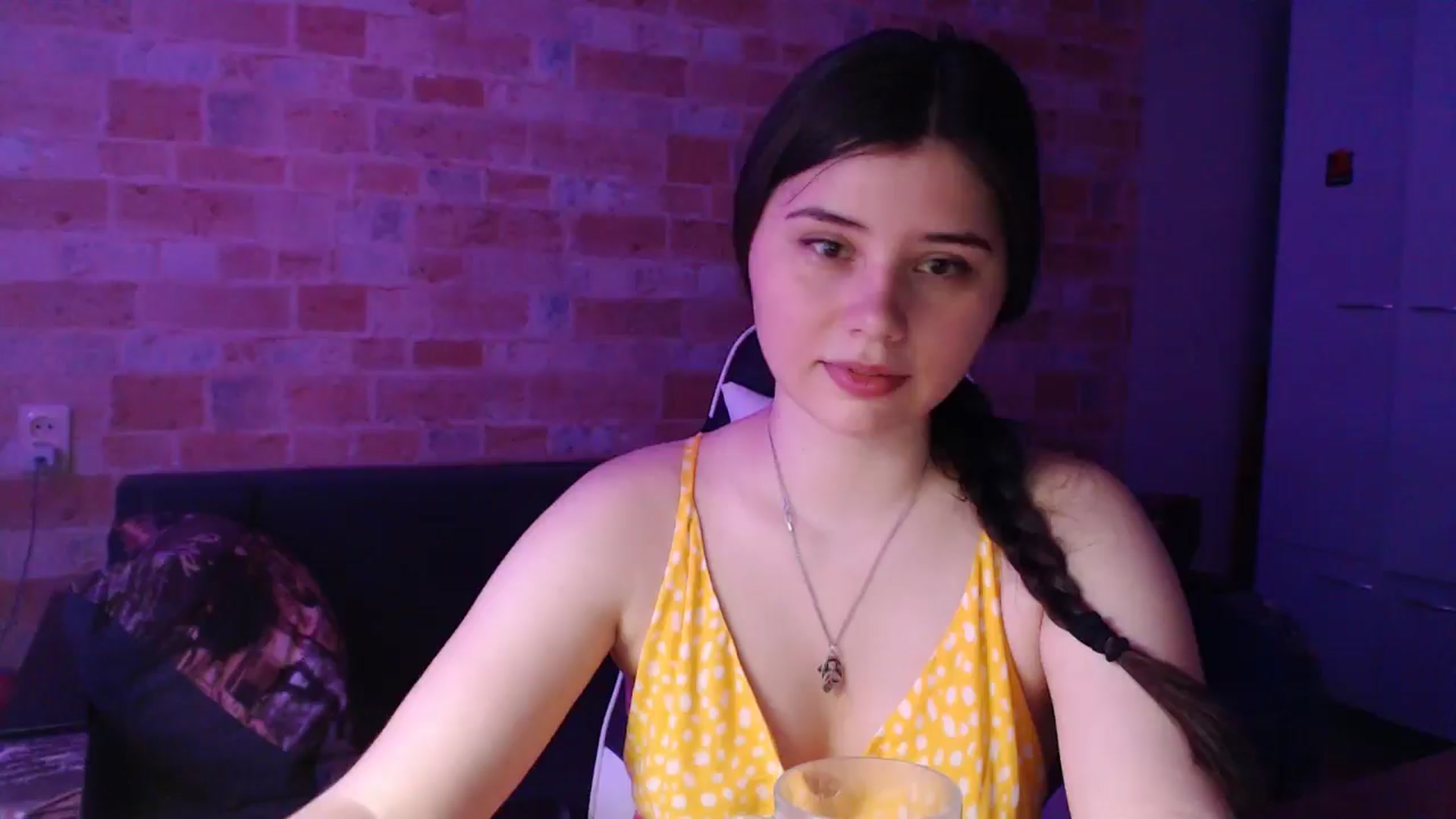 Gallery image thumbnail from Moon_light23's myfreecams stream on, 06/30/2024, 19:20 image 1 of 20