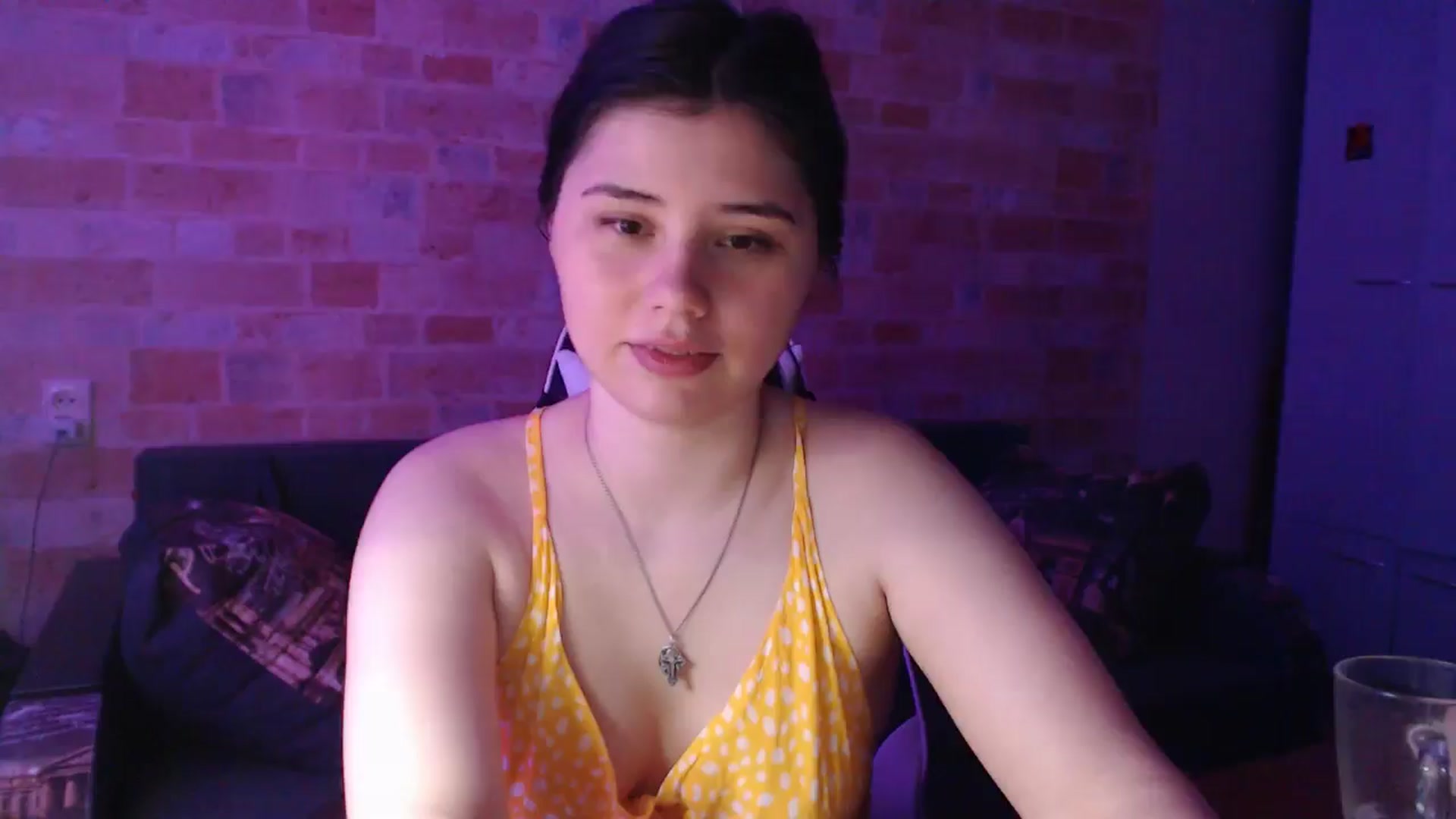 Gallery image thumbnail from Moon_light23's myfreecams stream on, 07/06/2024, 20:29 image 12 of 20