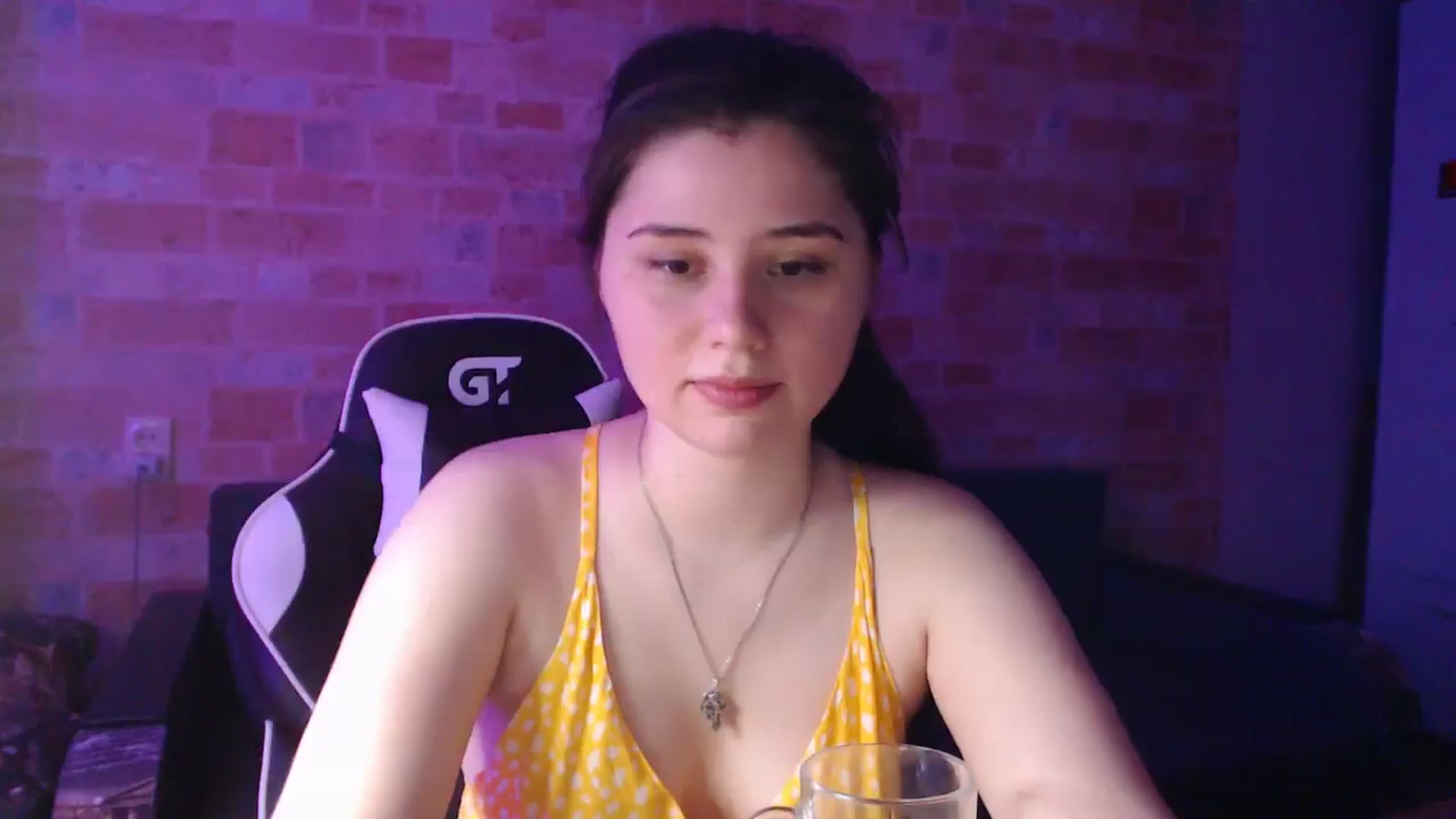 Gallery image thumbnail from Moon_light23's myfreecams stream on, 07/10/2024, 18:36 image 17 of 20