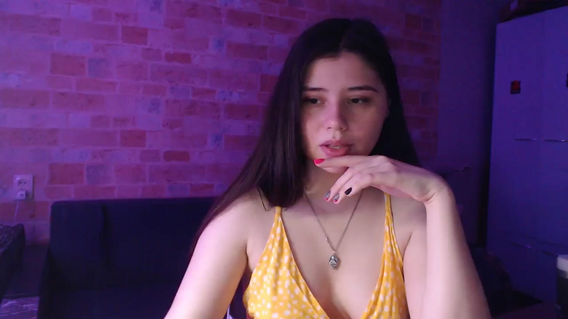 Gallery image thumbnail from Moon_light23's myfreecams stream on, 07/25/2024, 19:20 image 7 of 20